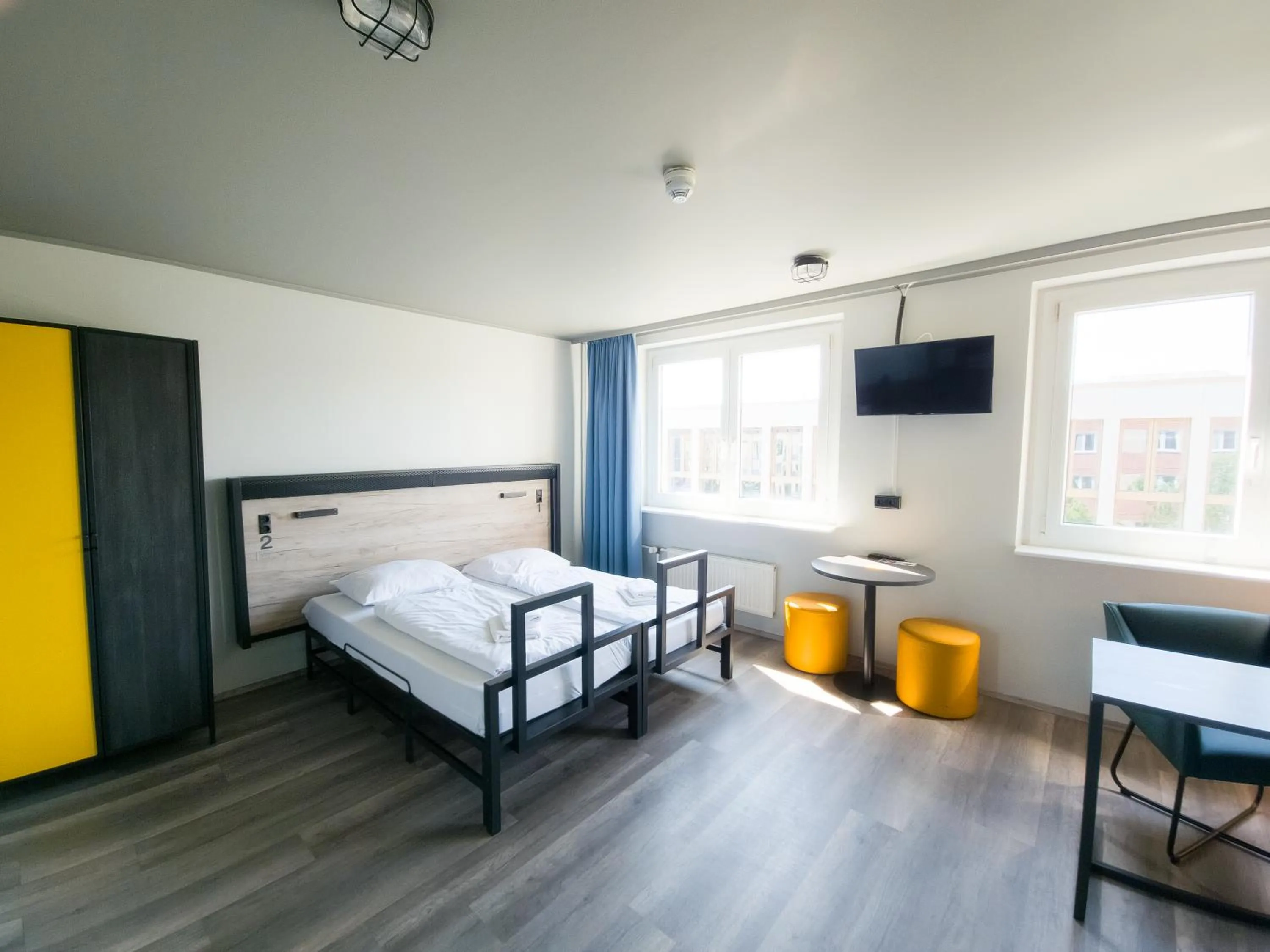 Photo of the whole room, Bed in a&o Berlin Mitte