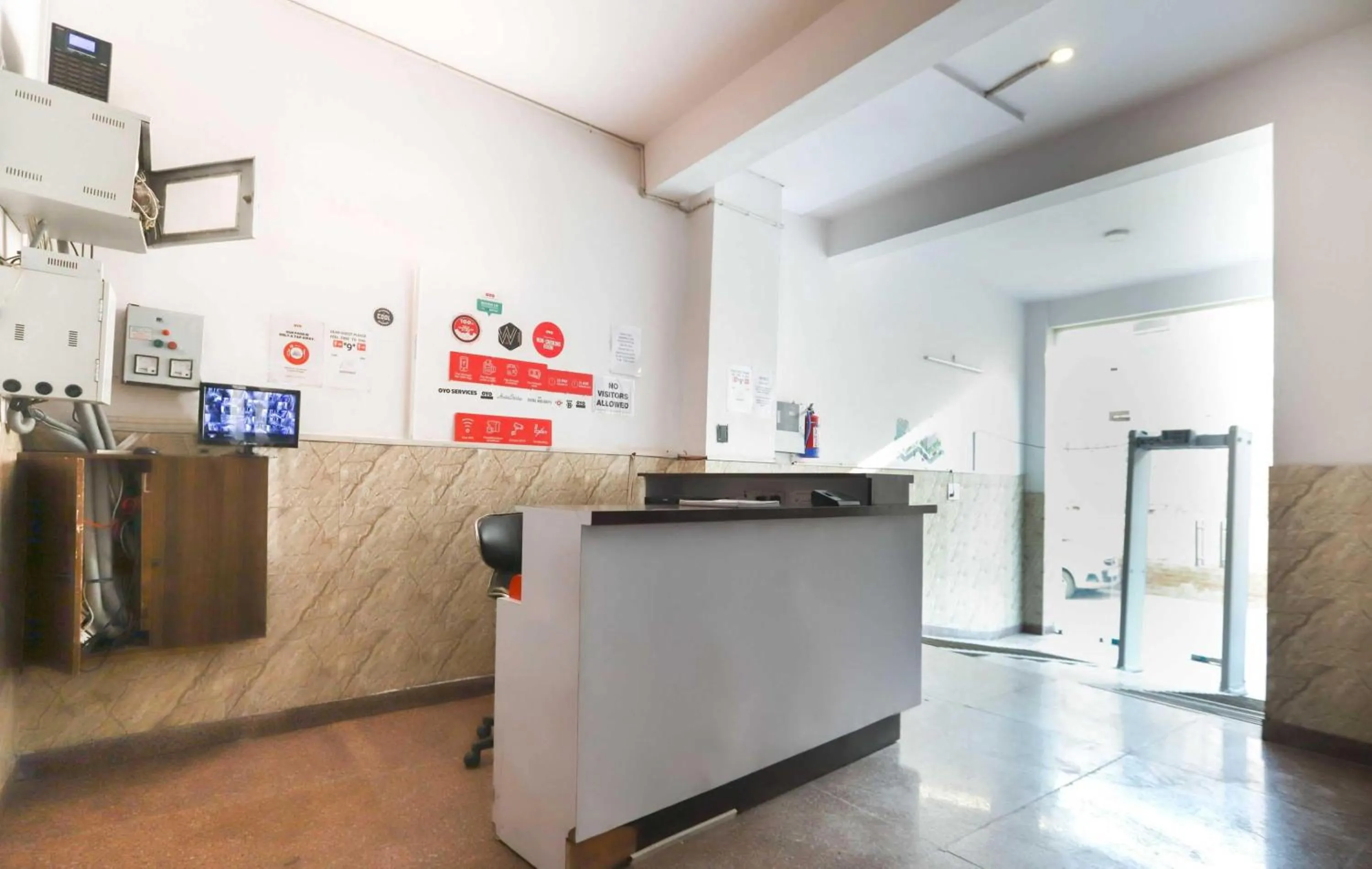 Lobby or reception in Hotel O Noida Villa