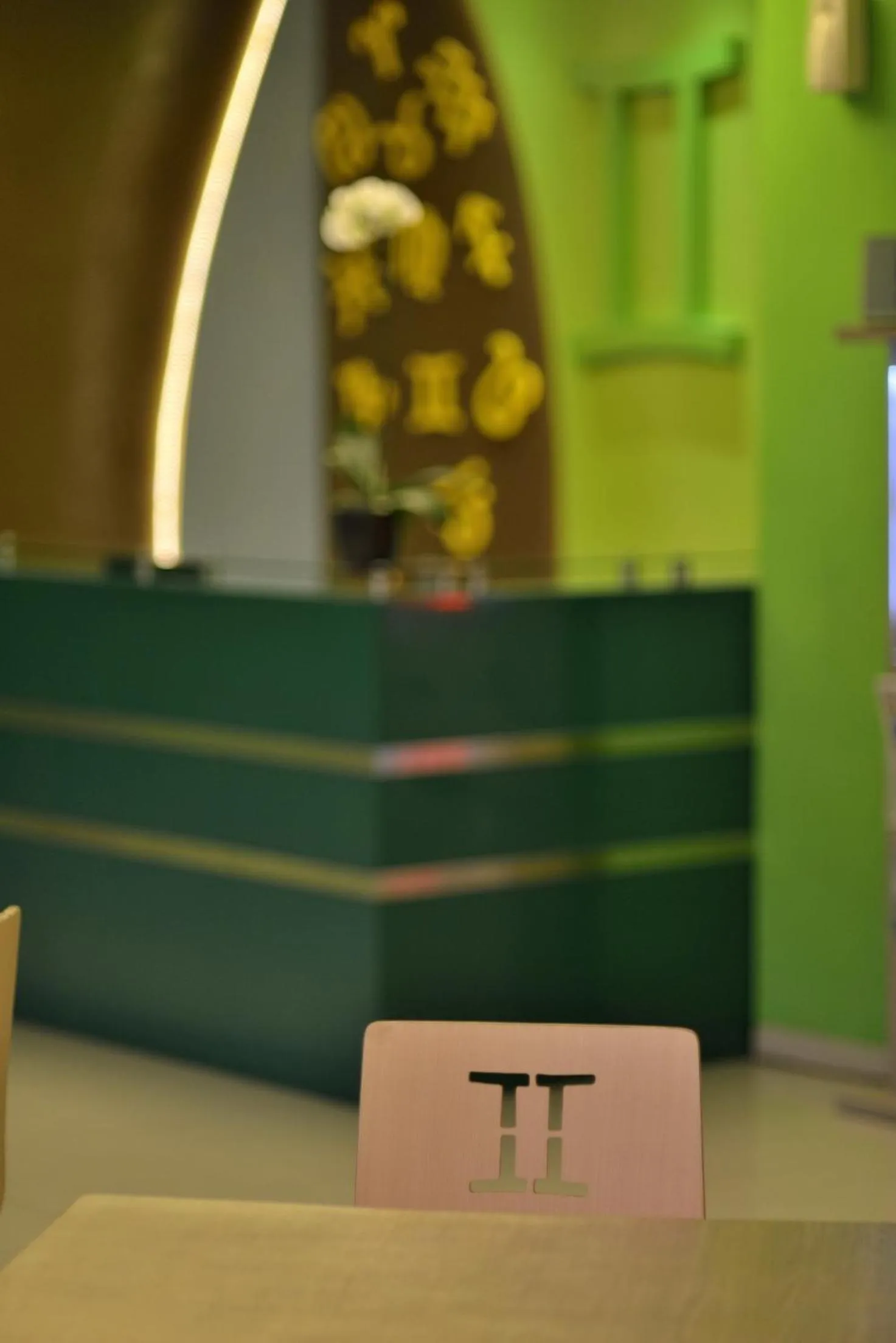 Lobby or reception in Zodiak MT Haryono by KAGUM Hotels