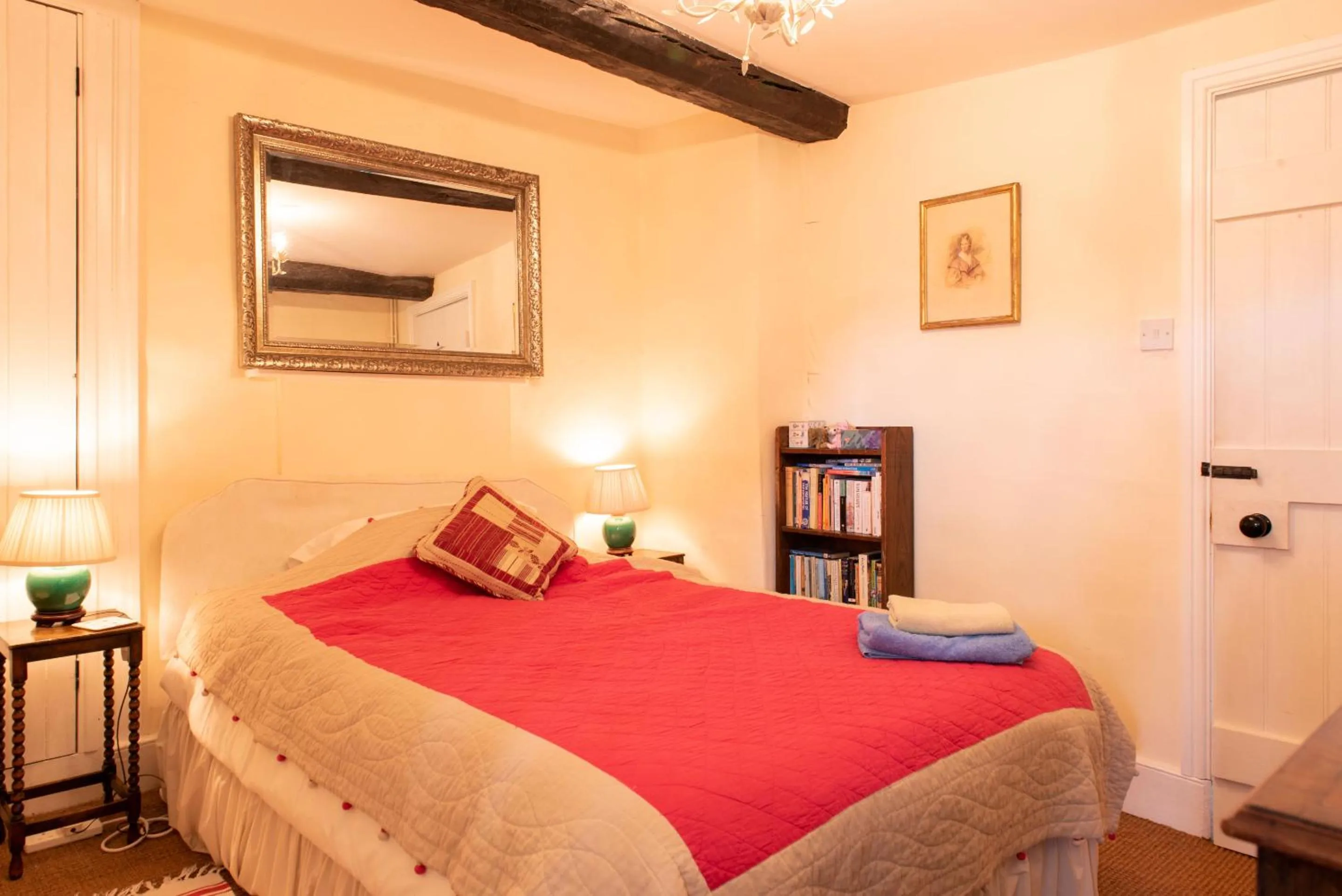 Bedroom, Bed in Alltybrain Farm Cottages