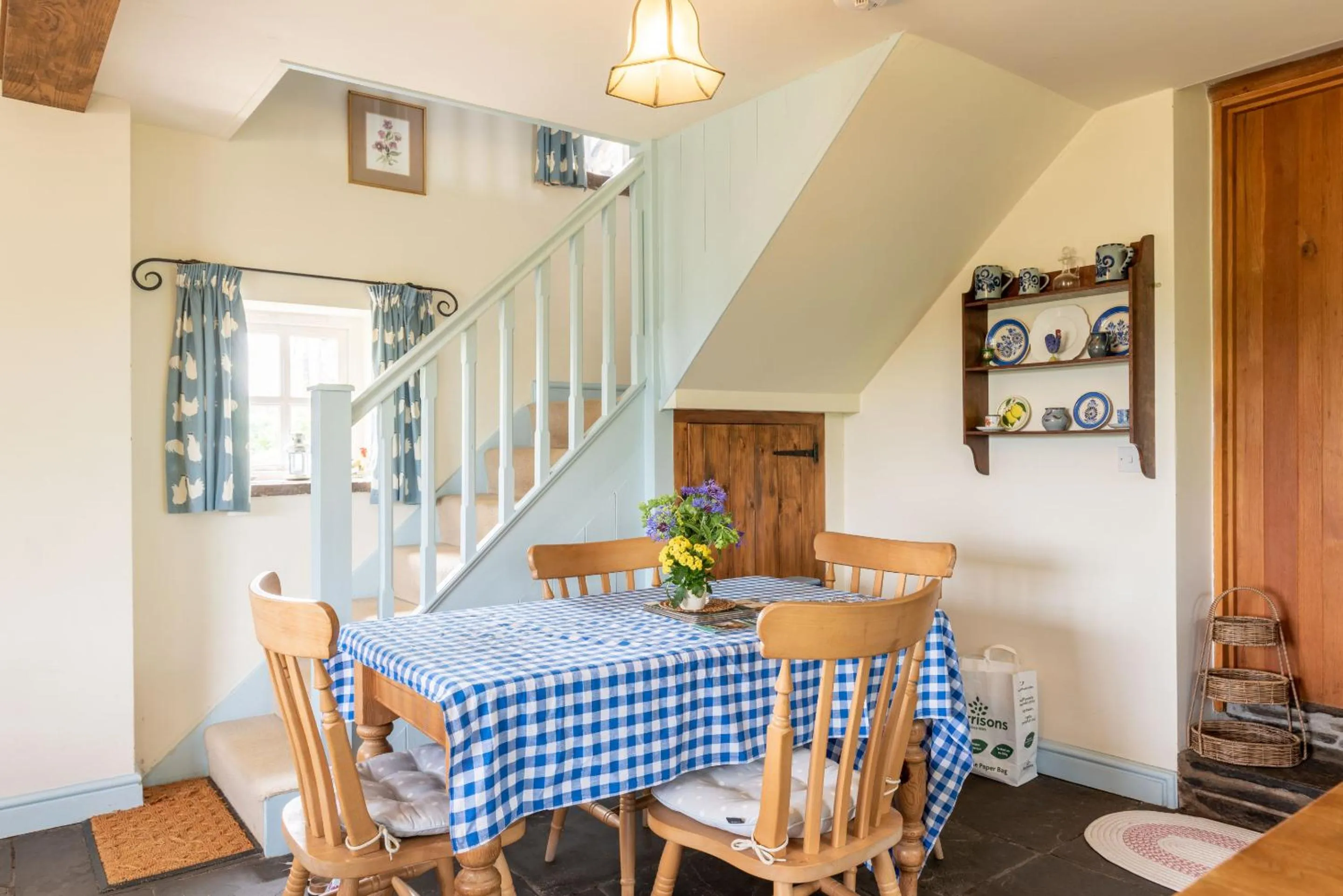 Kitchen or kitchenette in Alltybrain Farm Cottages