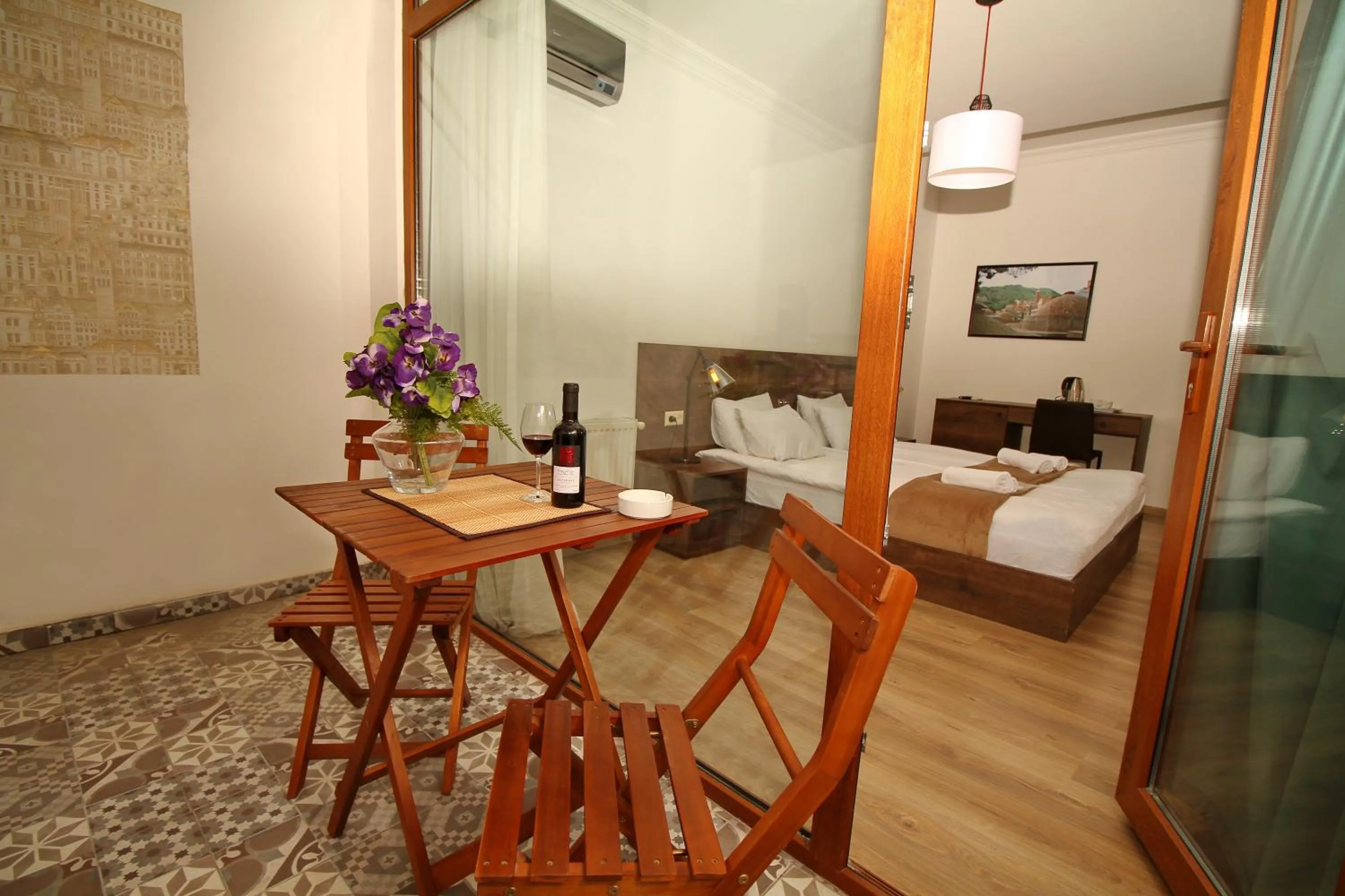 Balcony/Terrace, Bed in Tbilisi View Hotel