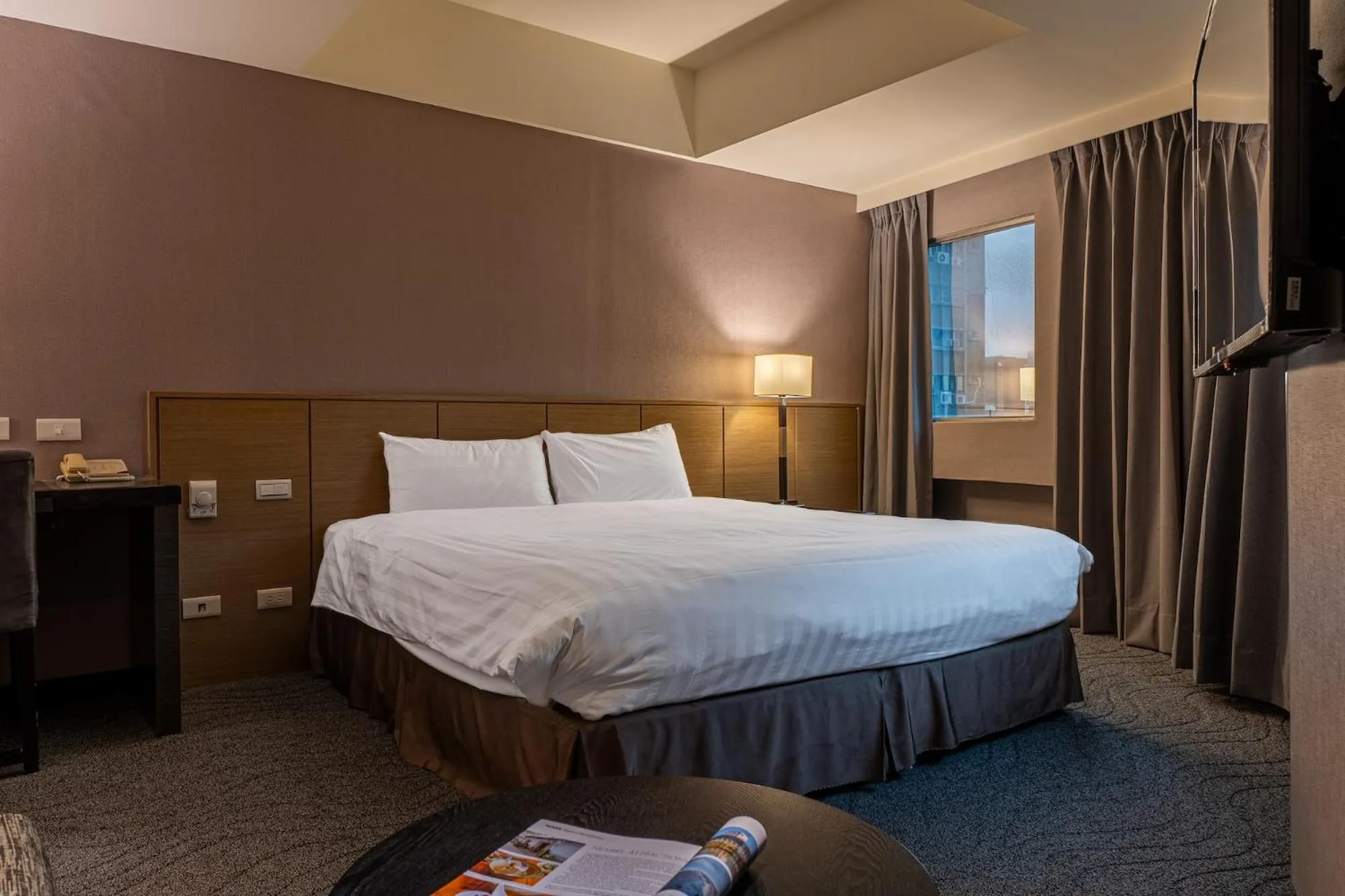 bunk bed, Bed in Guide Hotel Taipei Chongqing