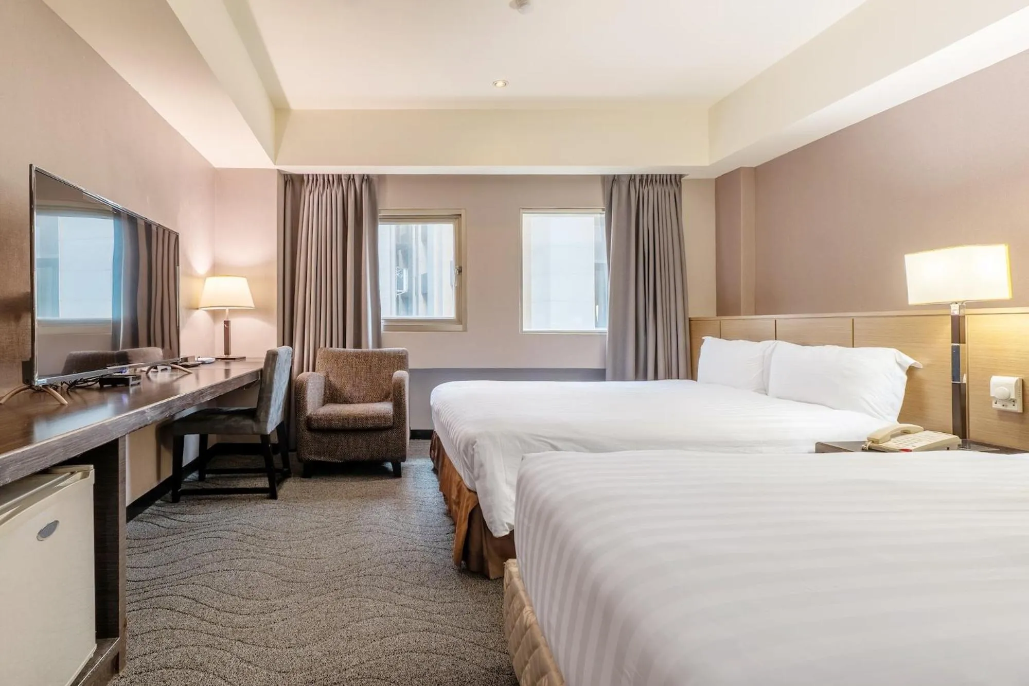 bunk bed, Bed in Guide Hotel Taipei Chongqing