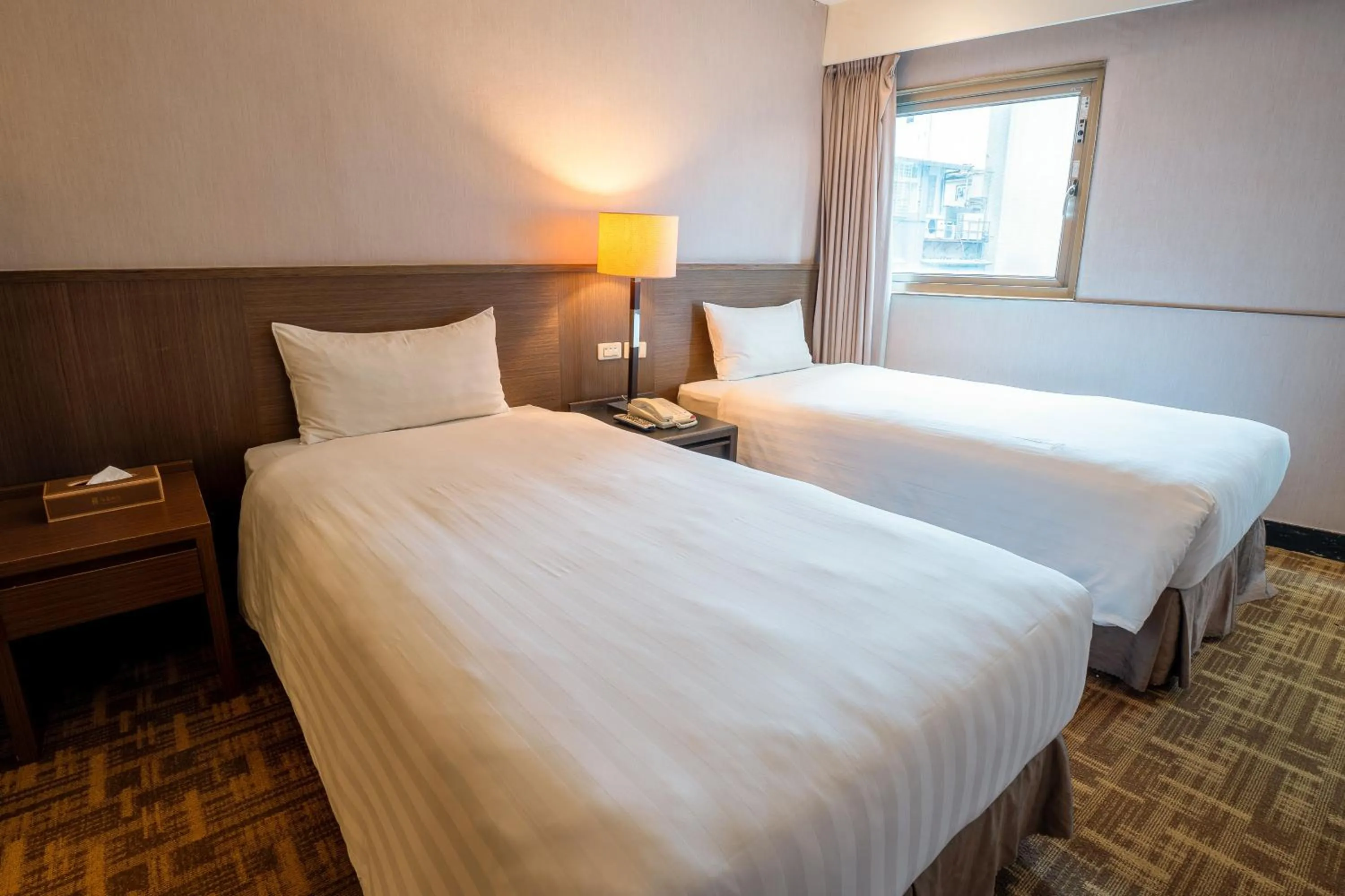 Bed in Guide Hotel Taipei Chongqing