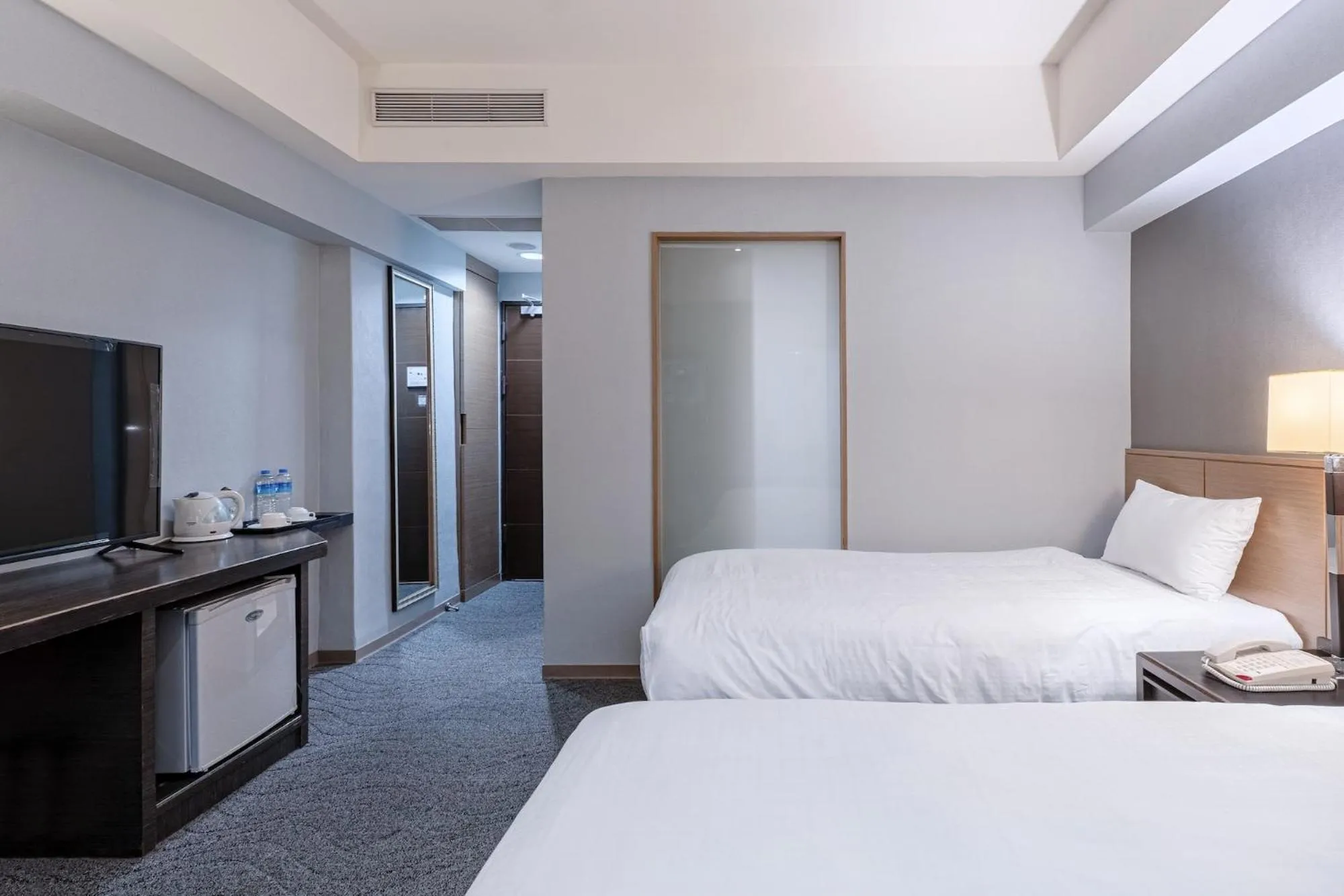 bunk bed, Bed in Guide Hotel Taipei Chongqing