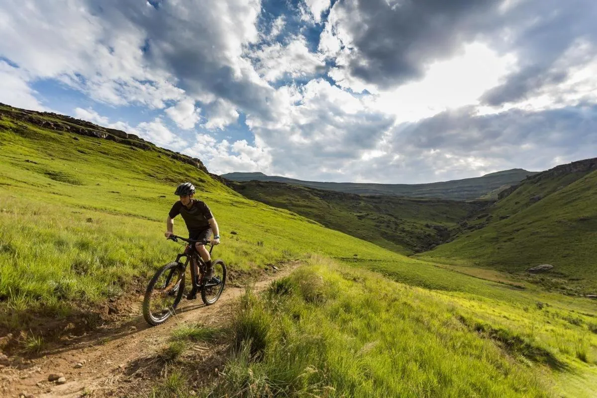 Cycling in Fairways Drakensberg Resort