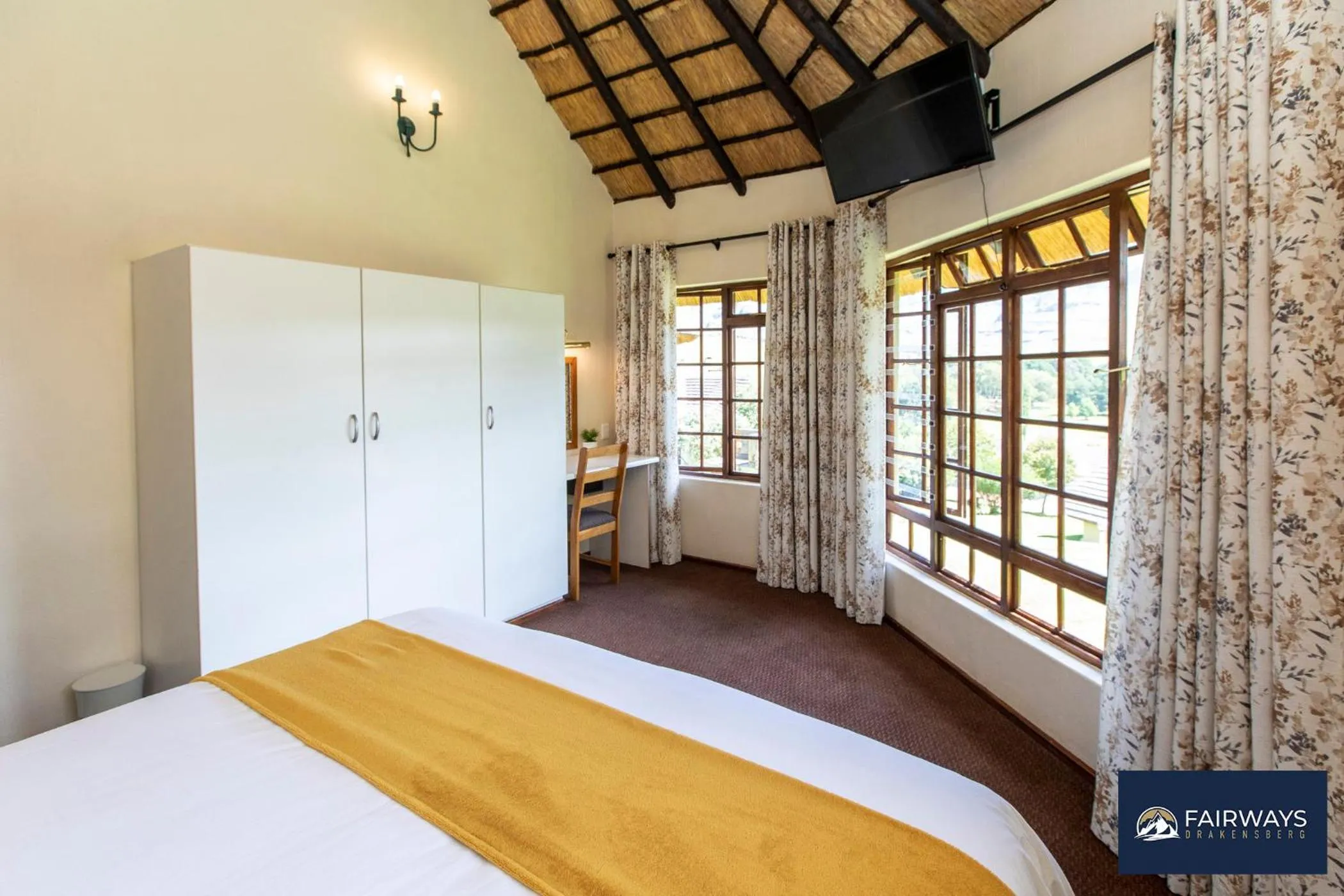 Bed in Fairways Drakensberg Resort