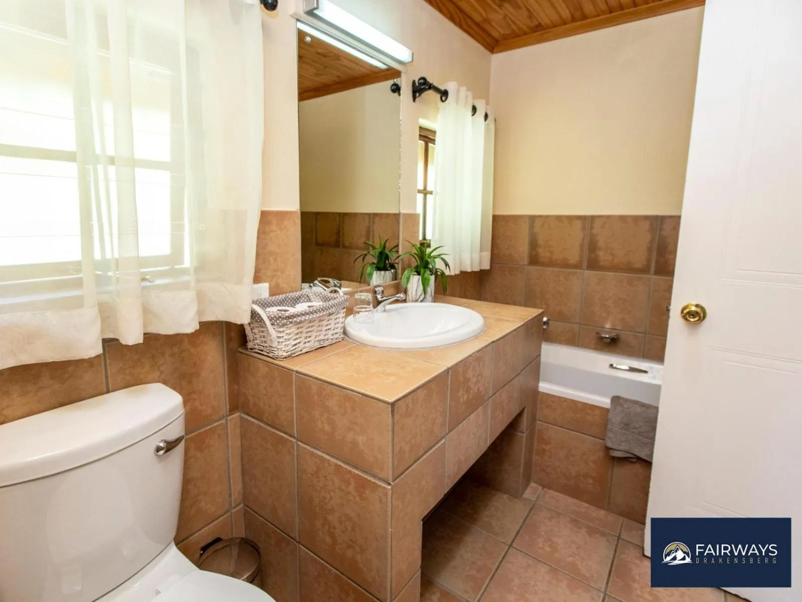 Shower in Fairways Drakensberg Resort