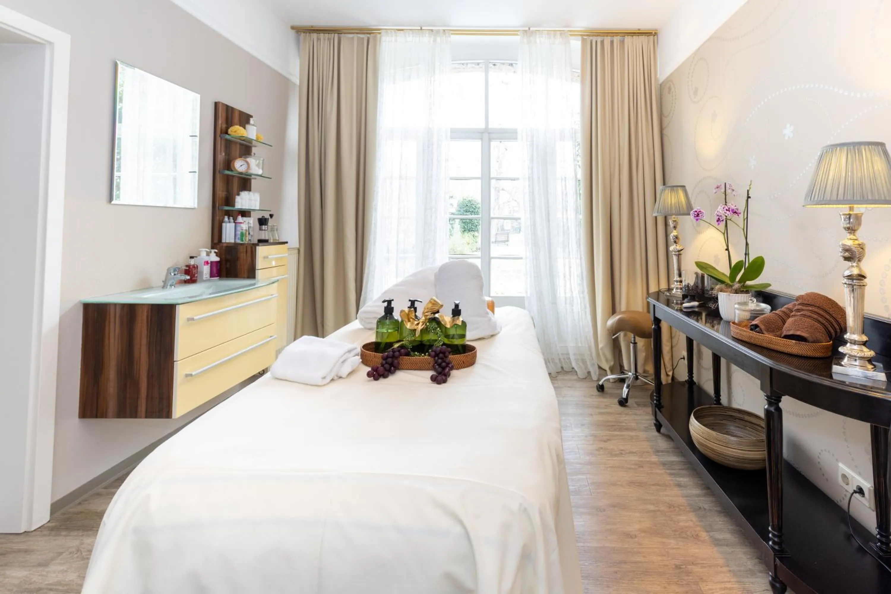 Spa and wellness centre/facilities, Bed in Weinromantikhotel Richtershof