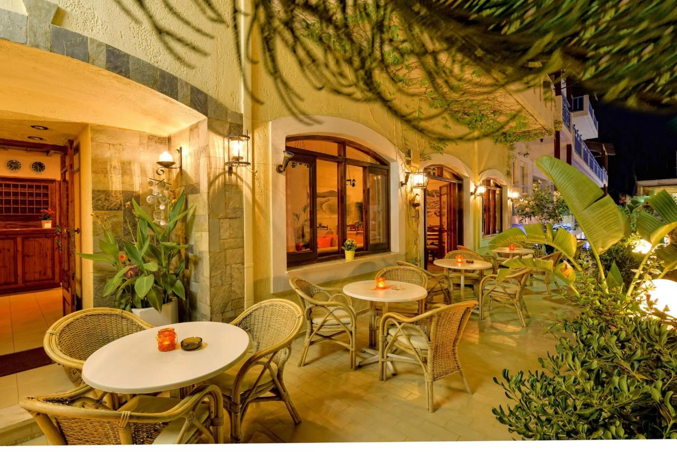 Balcony/Terrace in Floral Hotel