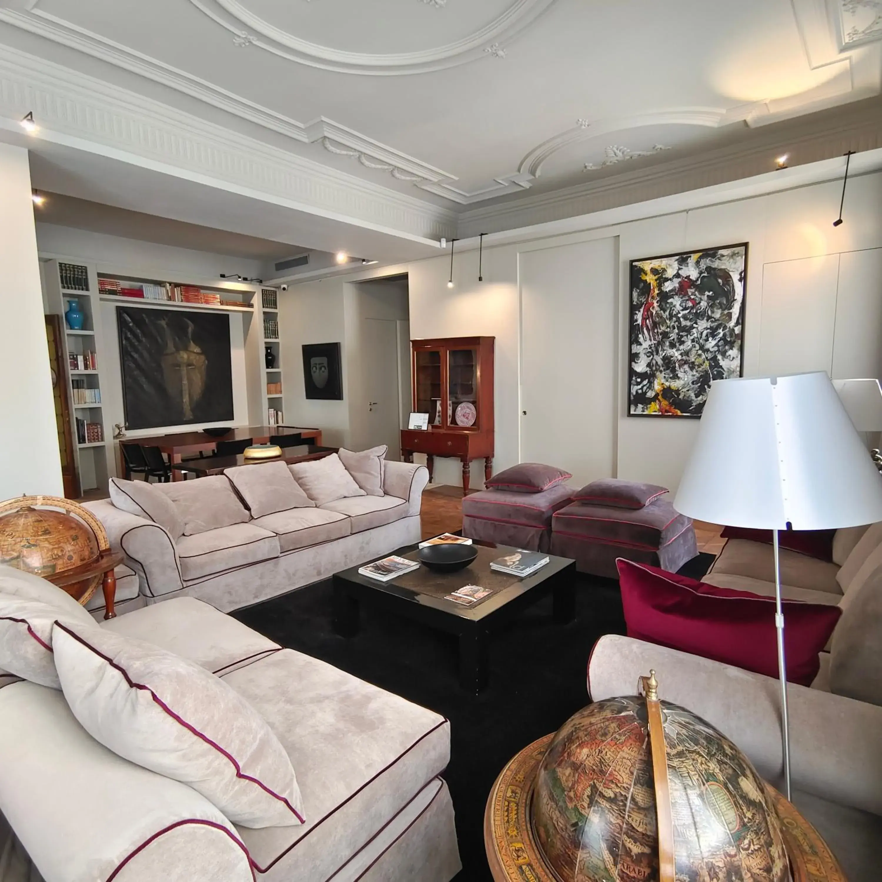 Living room in Ada Home Living room in Ada Home