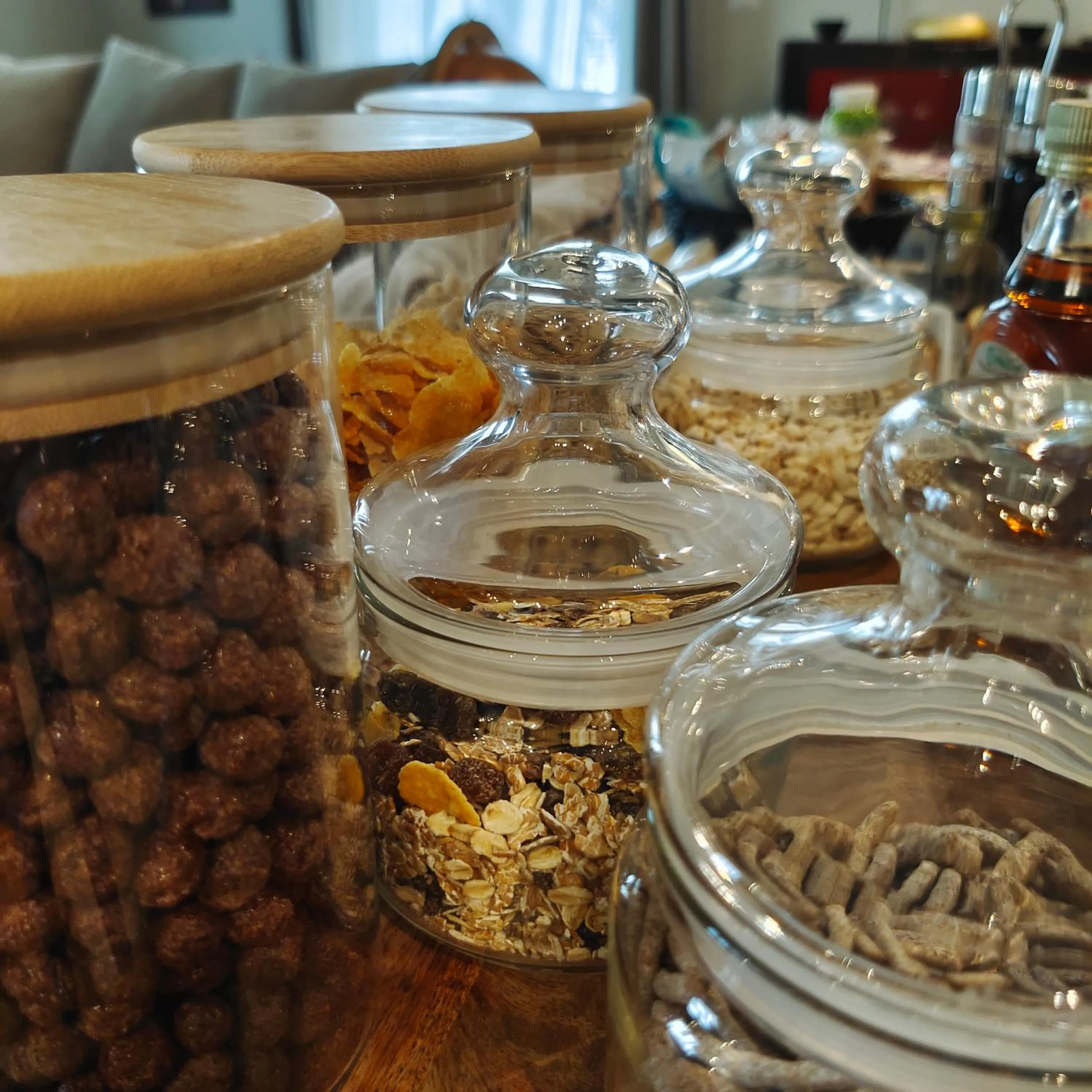 Breakfast in Ada Home