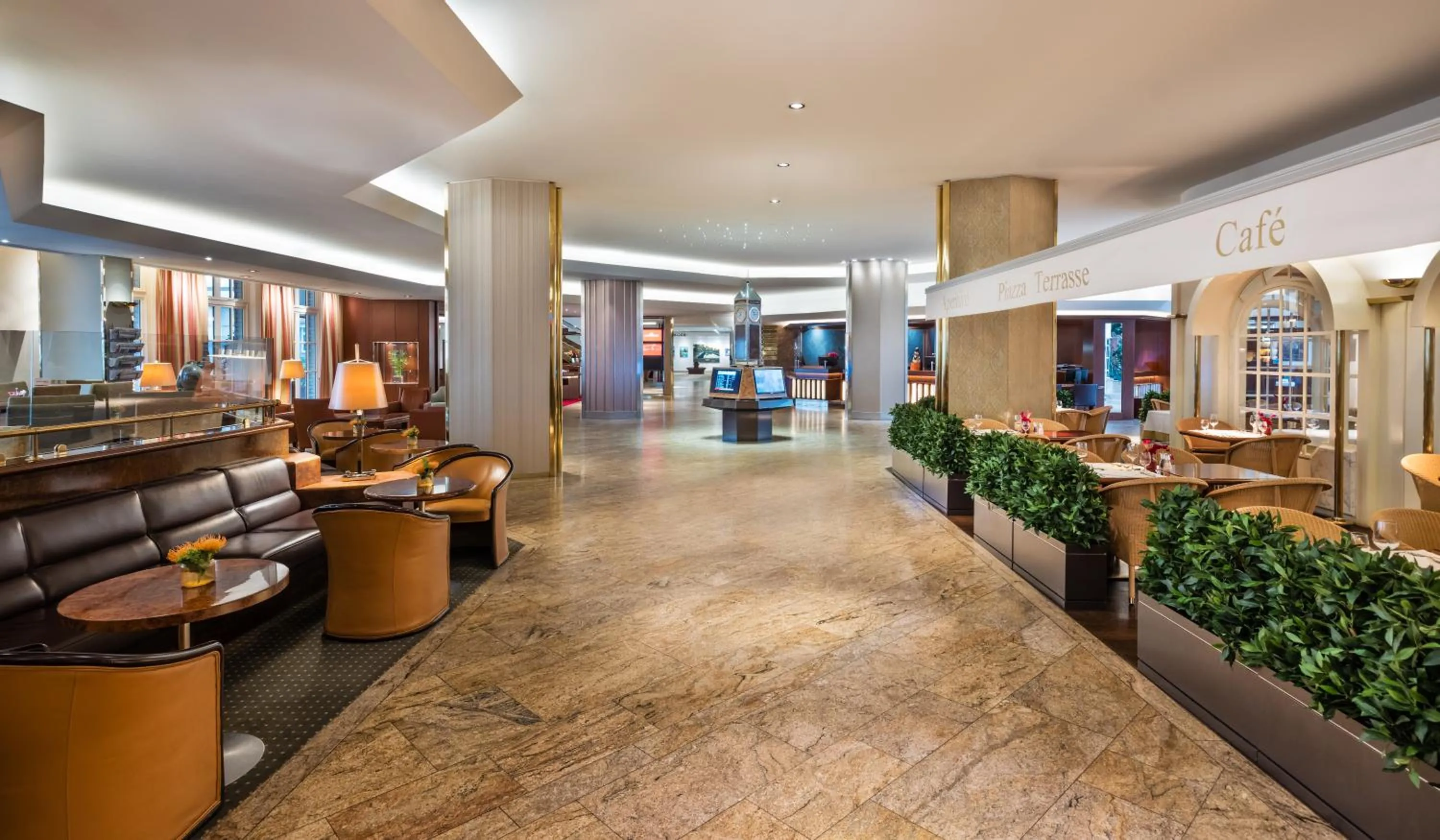 GRAND ELYSEE Hamburg