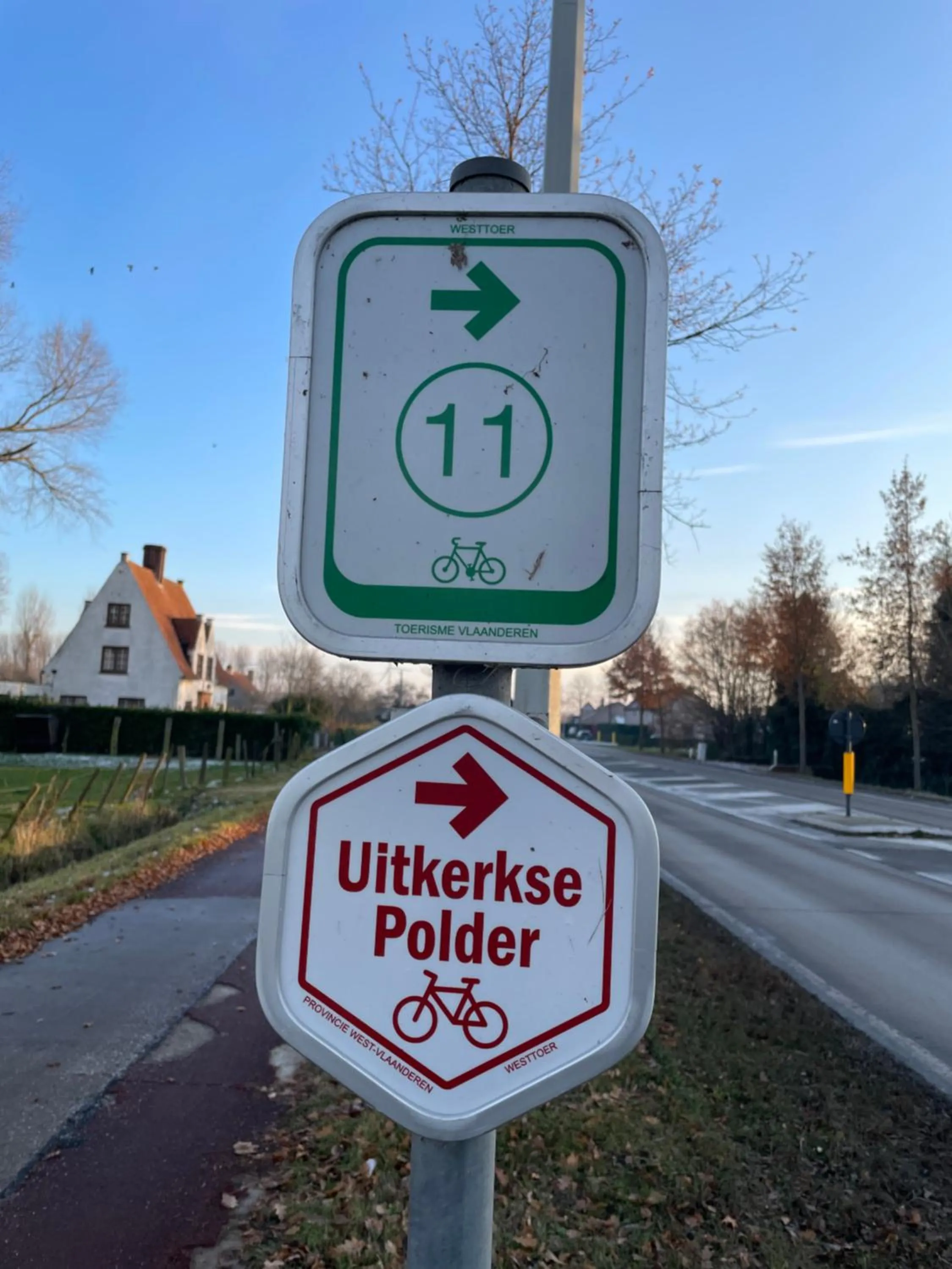 Cycling in B&B Decoster