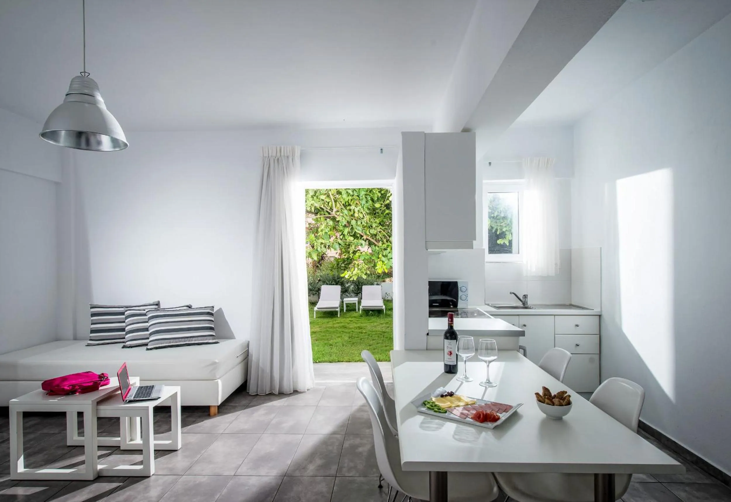 Photo of the whole room in Fedra Boutique Apartments