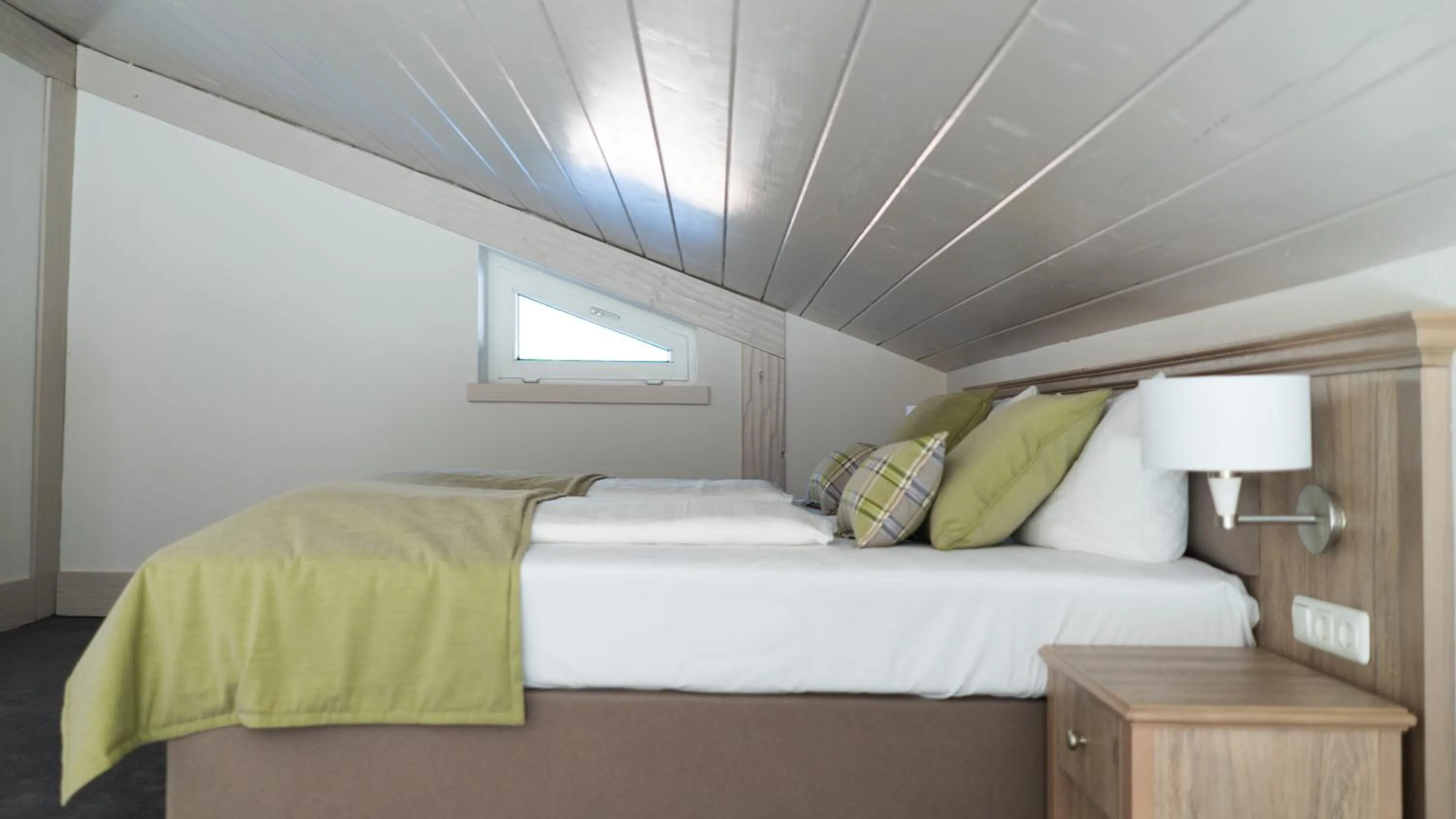 Photo of the whole room, Bed in Hotel Quellenhof