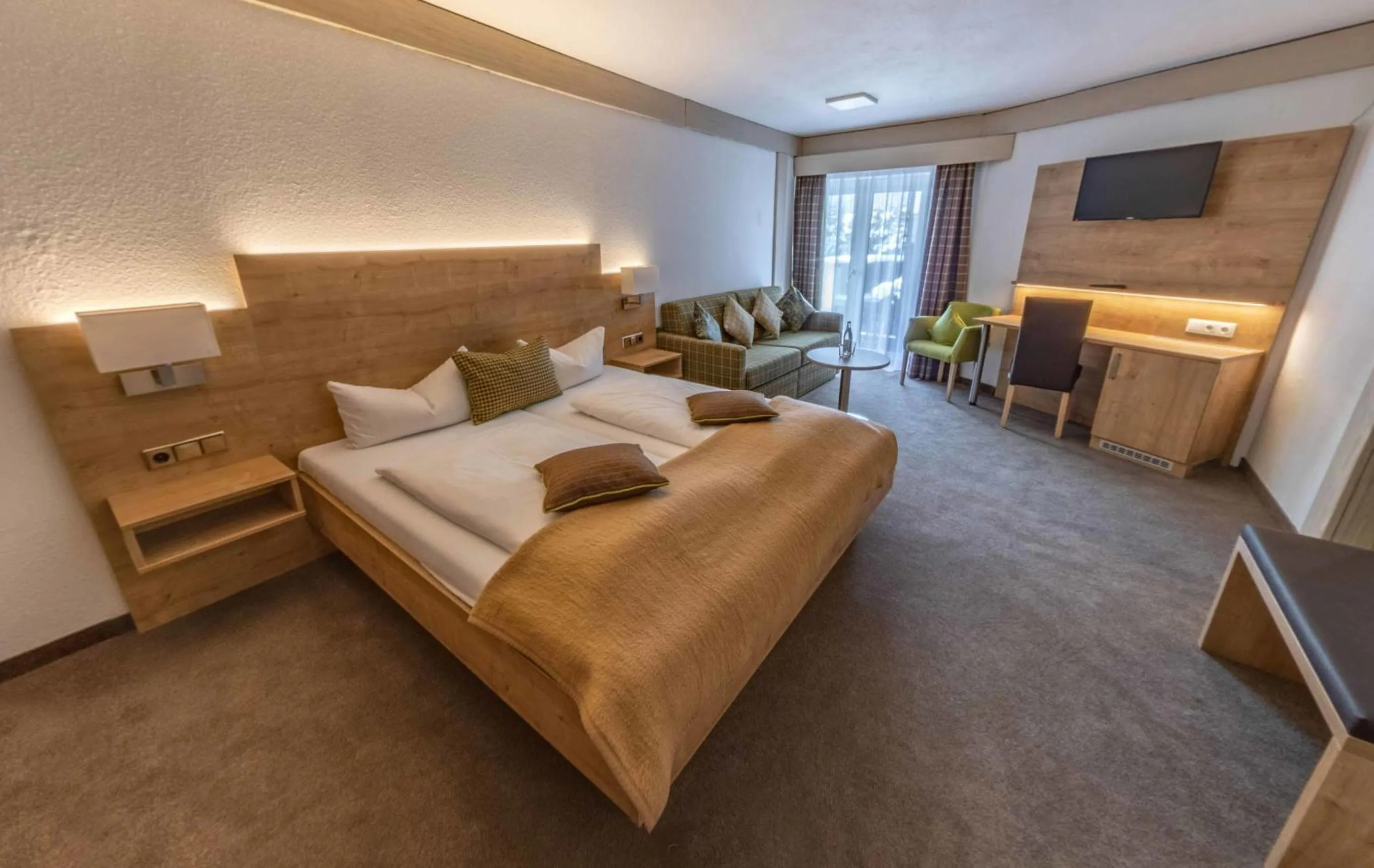 Photo of the whole room, Bed in Hotel Quellenhof