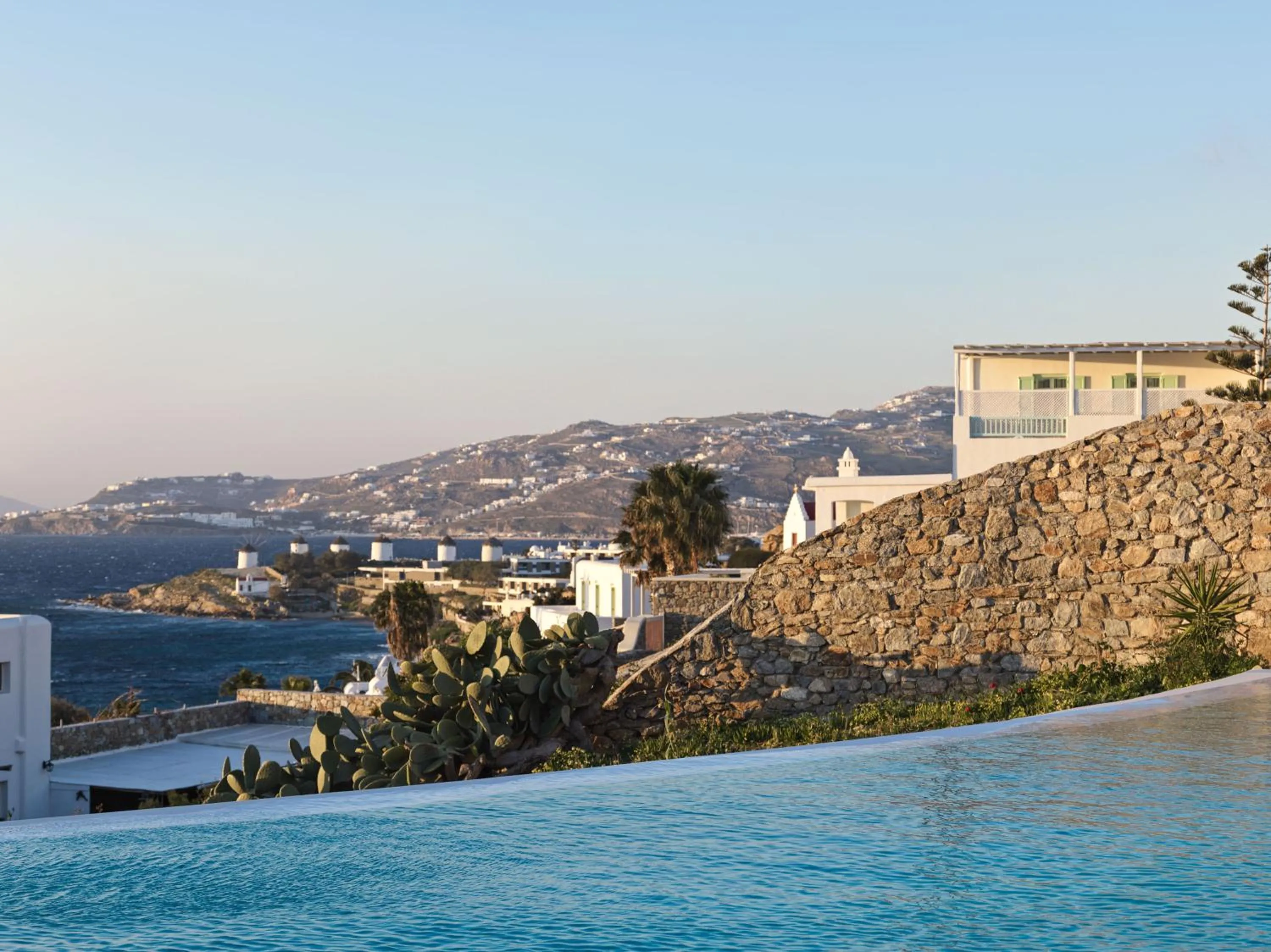 Swimming pool in Mykonos Earth Suites