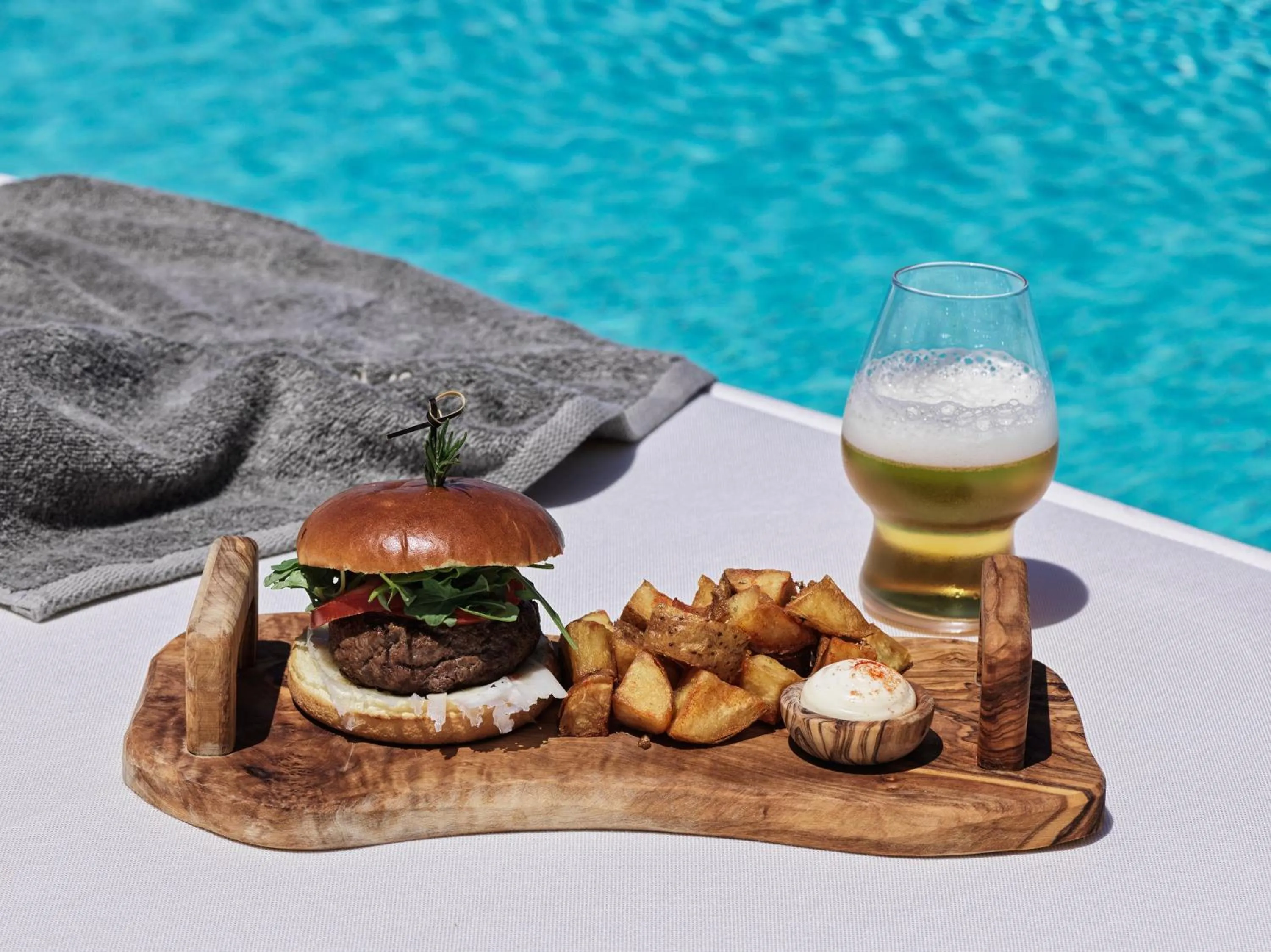 Food and drinks in Mykonos Earth Suites