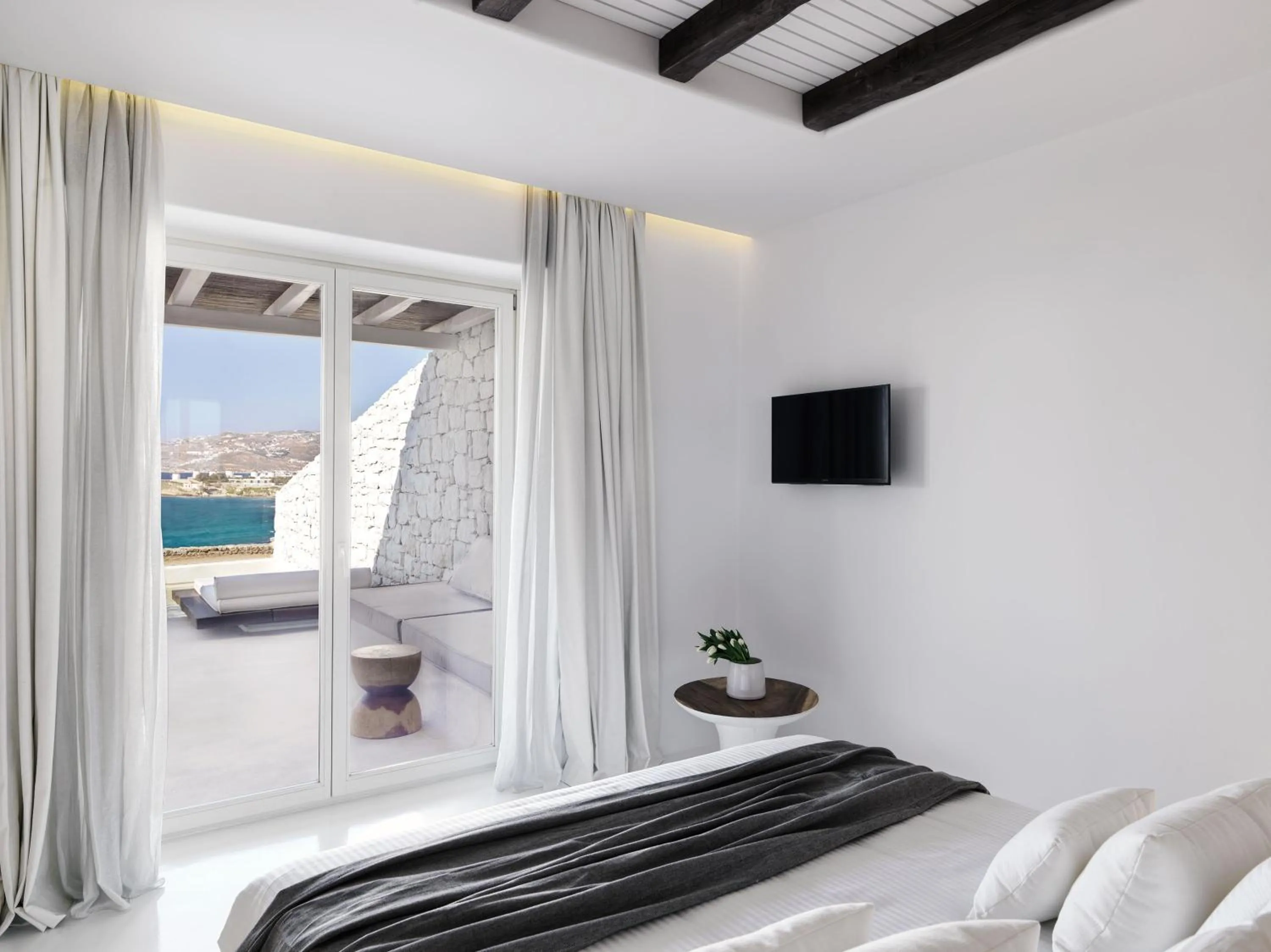 Sea view, Bed in Mykonos Earth Suites