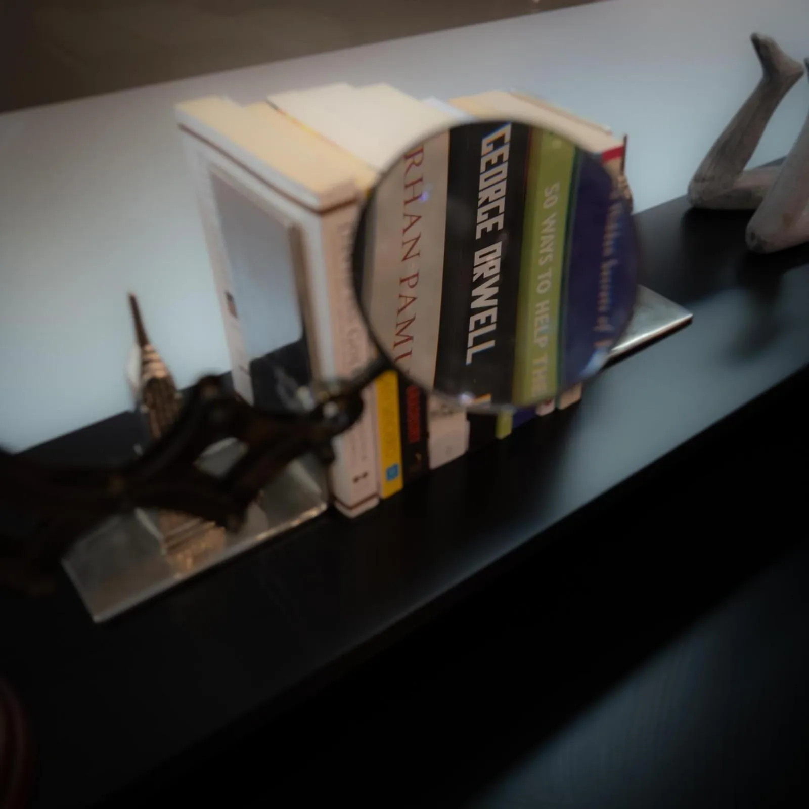 Library in Kepler Club Sabiha Gökçen Airport - International Transit Area