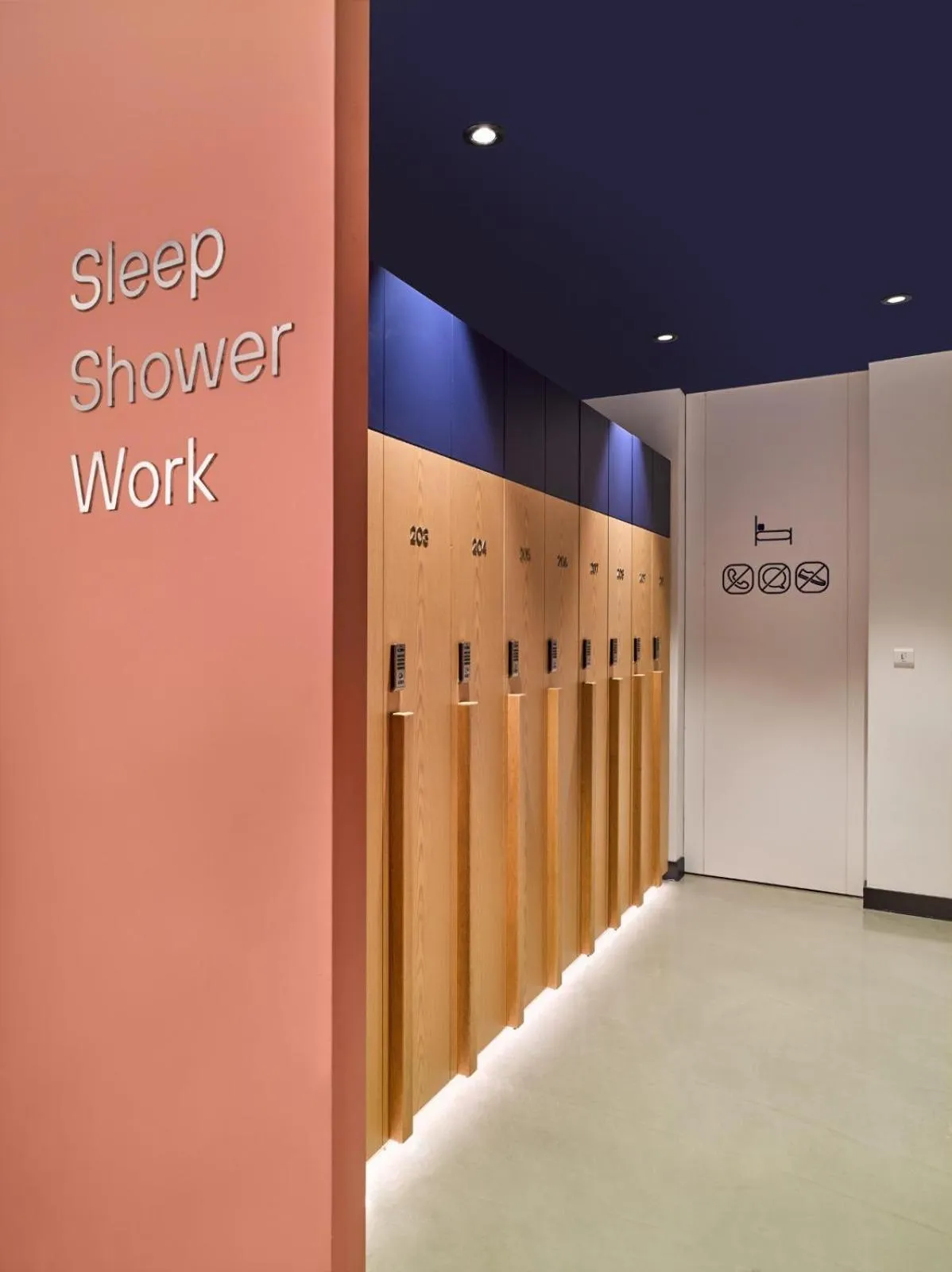 Shower in Kepler Club Sabiha Gökçen Airport - International Transit Area