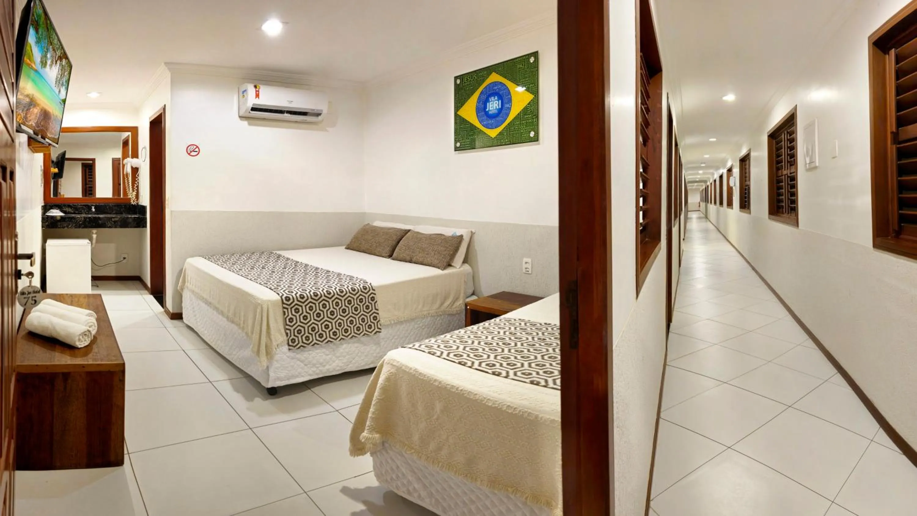 Bedroom, Bed in Vila Jeri Hotel