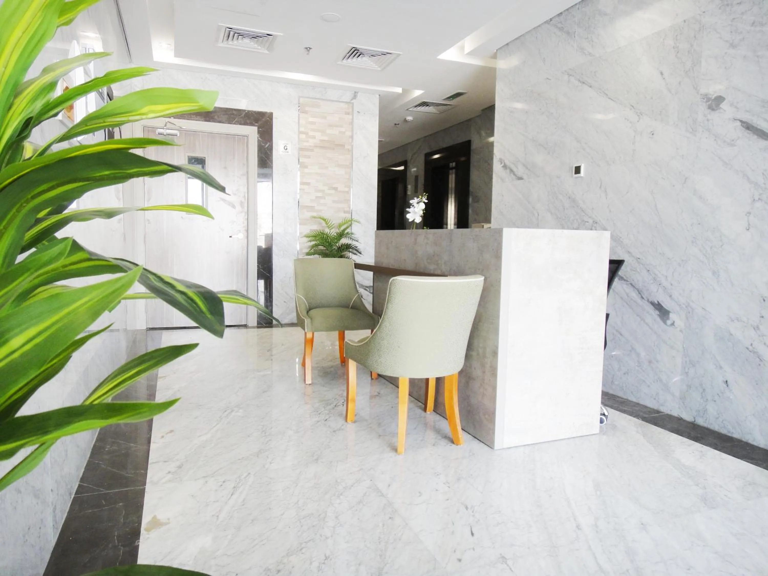 Lobby or reception in Warsan Star Residence - Home Stay