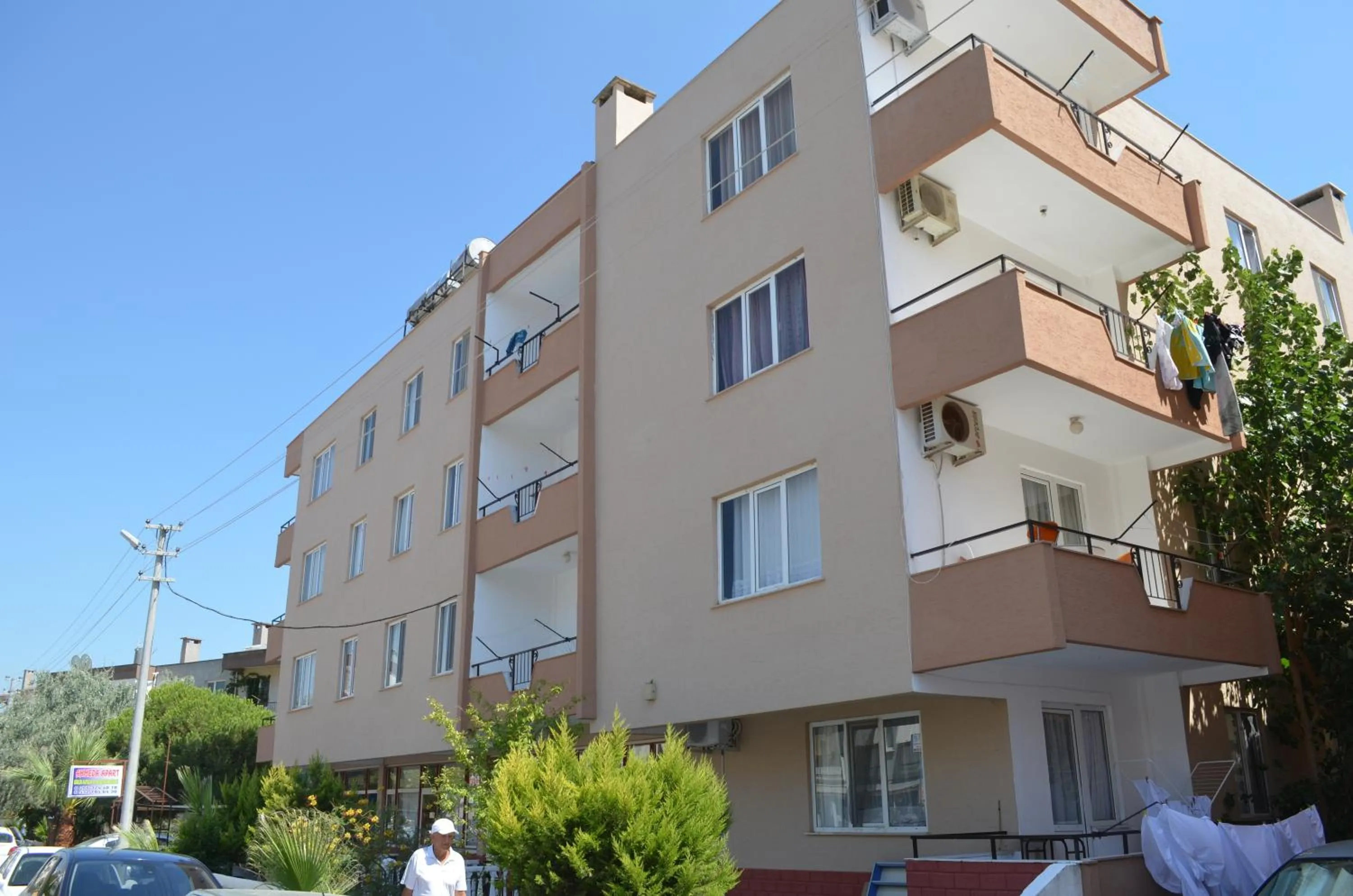 Facade/entrance in Ahmeda Apart Hotel