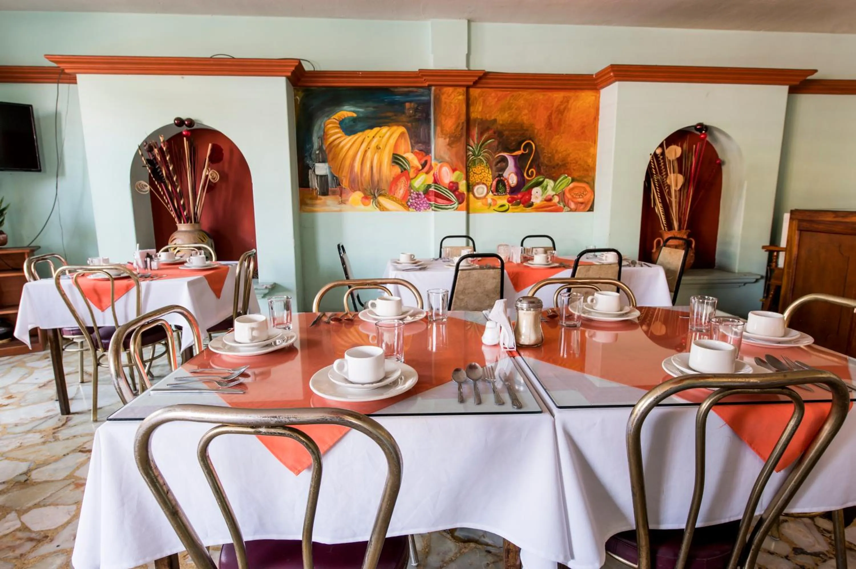 Restaurant/places to eat in Arisa