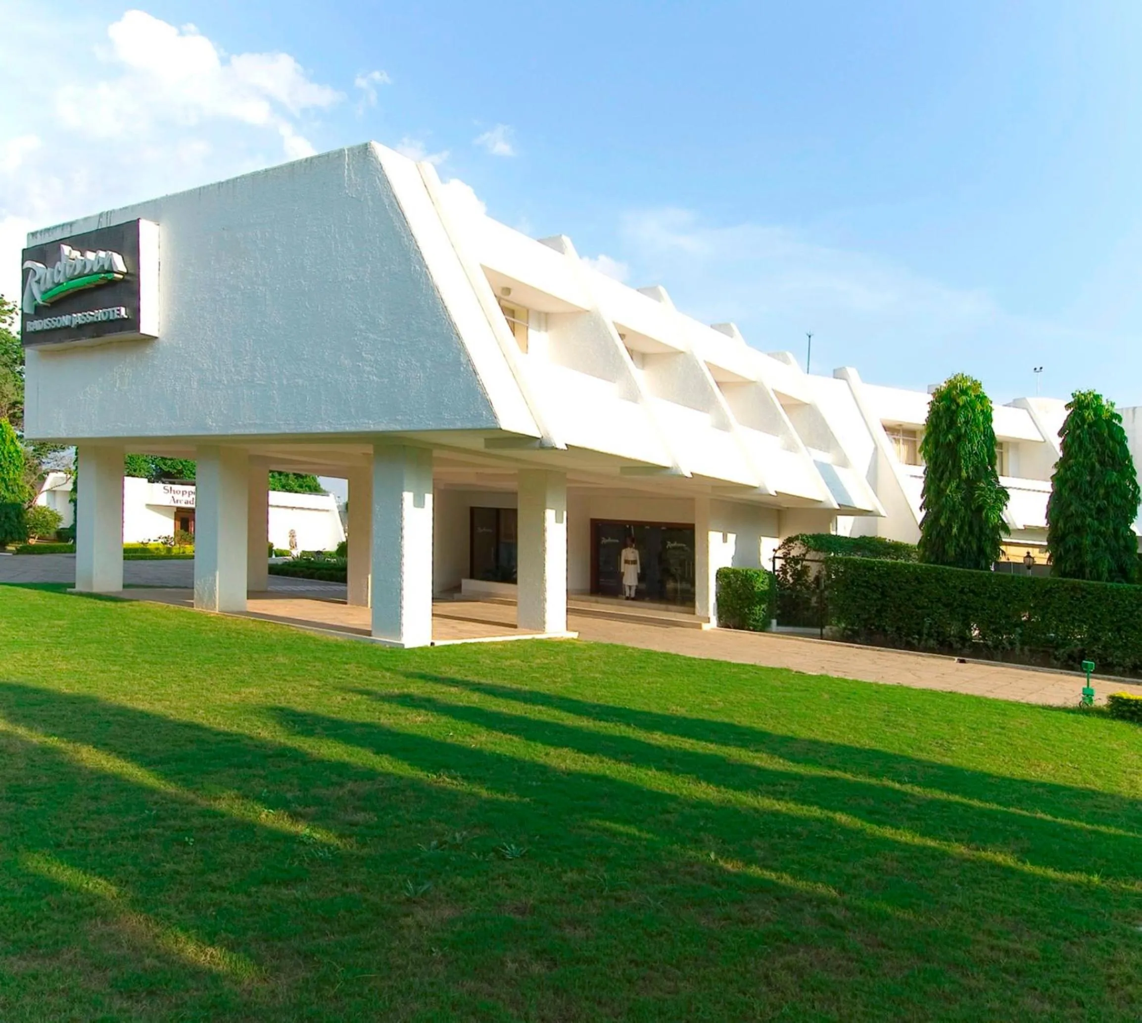 Facade/entrance in Radisson Jass Hotel, Khajuraho