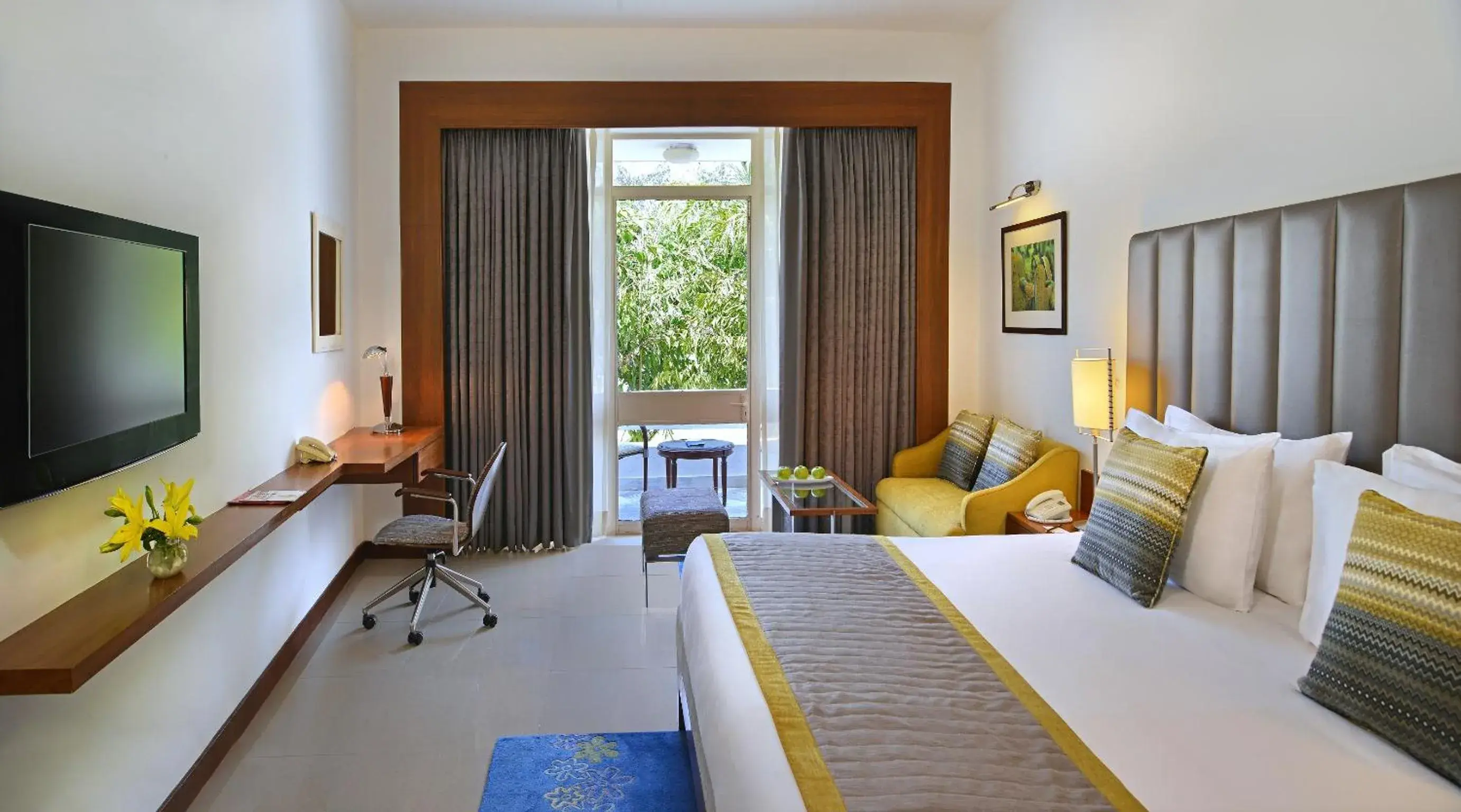 Photo of the whole room, Bed in Radisson Jass Hotel, Khajuraho Photo of the whole room, Bed in Radisson Jass Hotel, Khajuraho