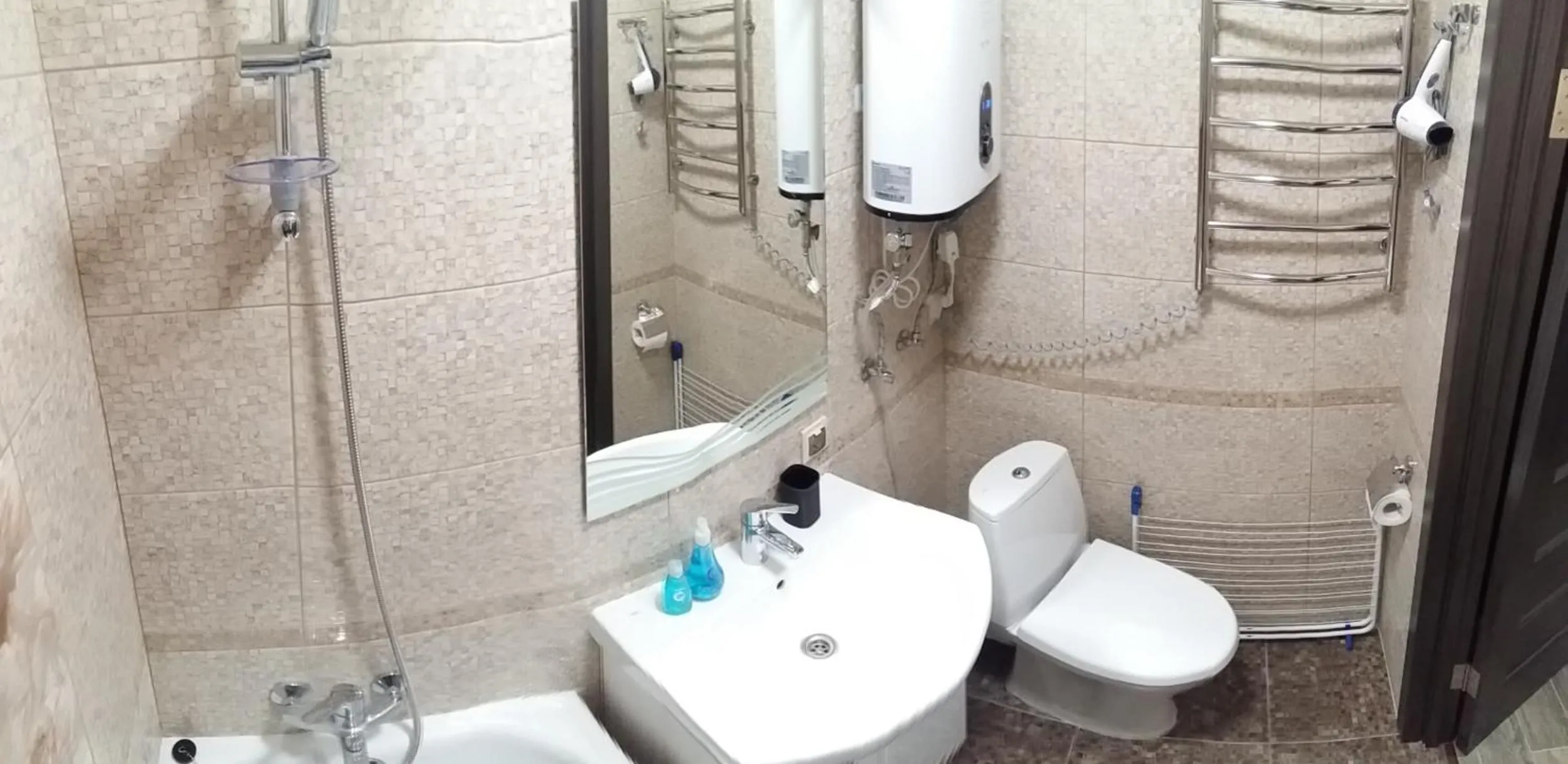 Bathroom in Hostel Voyage