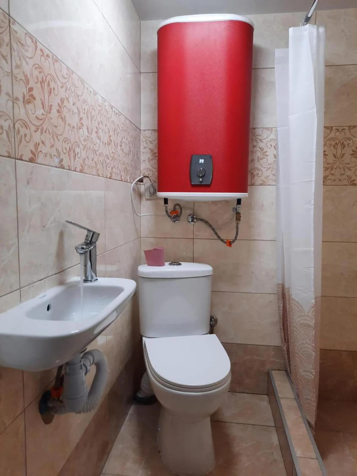 Bathroom in Hostel Voyage