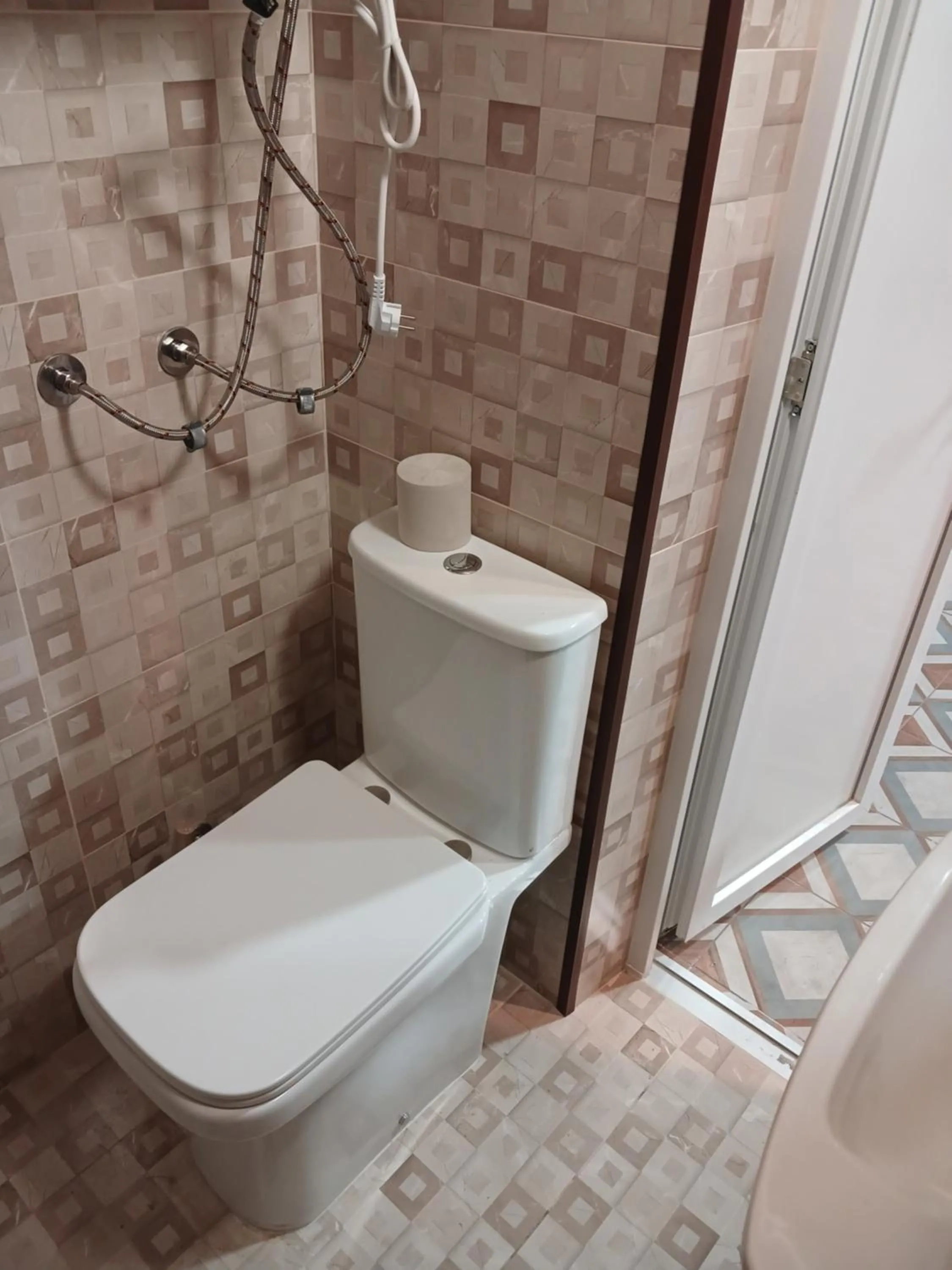 Shower in Hostel Voyage