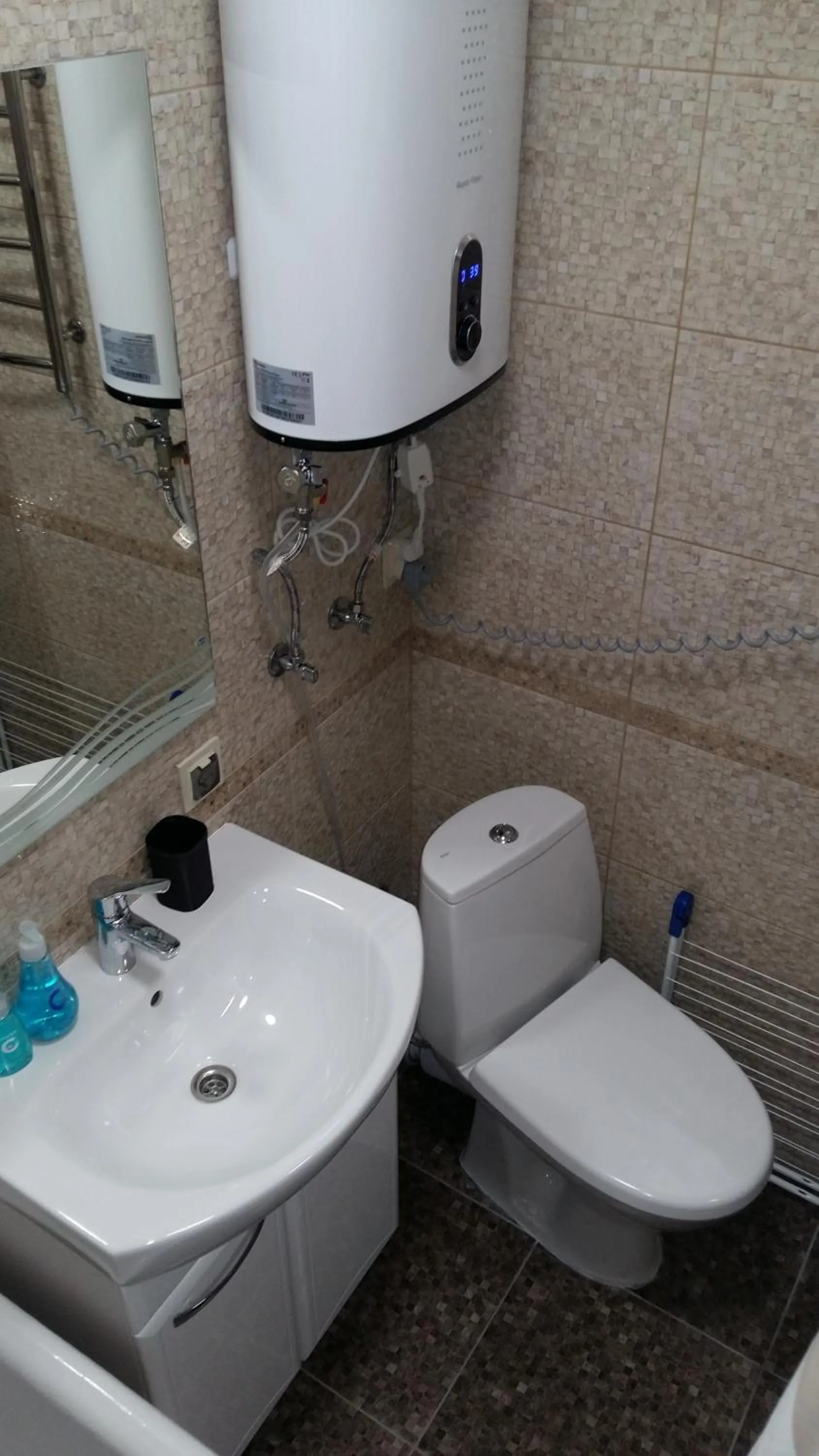 Toilet in Hostel Voyage
