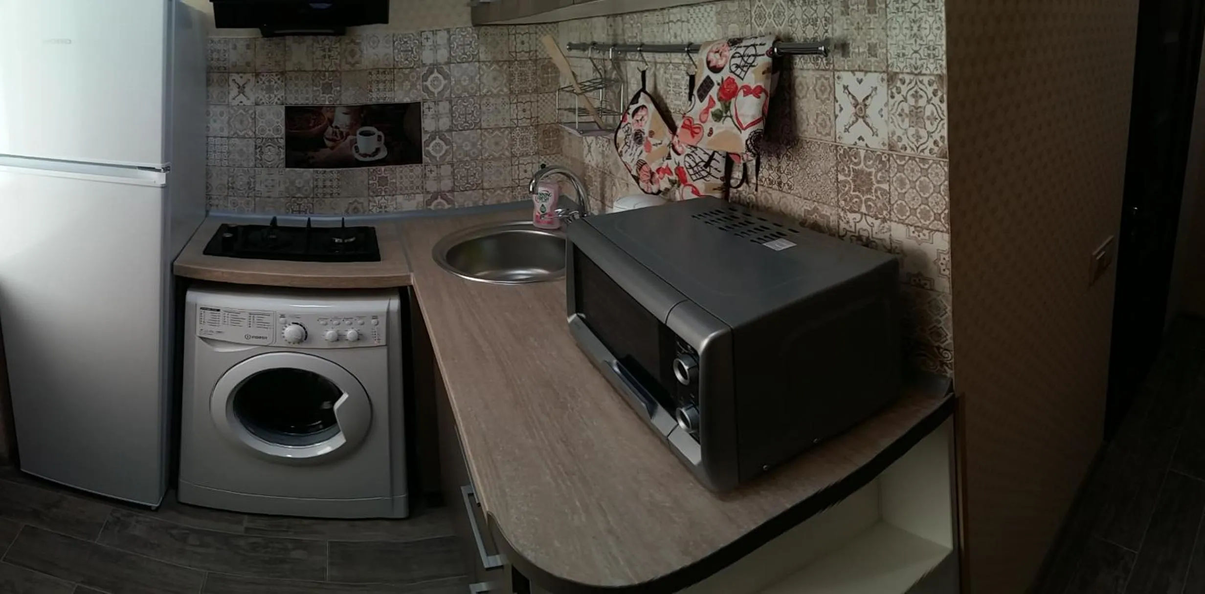 Kitchen or kitchenette in Hostel Voyage
