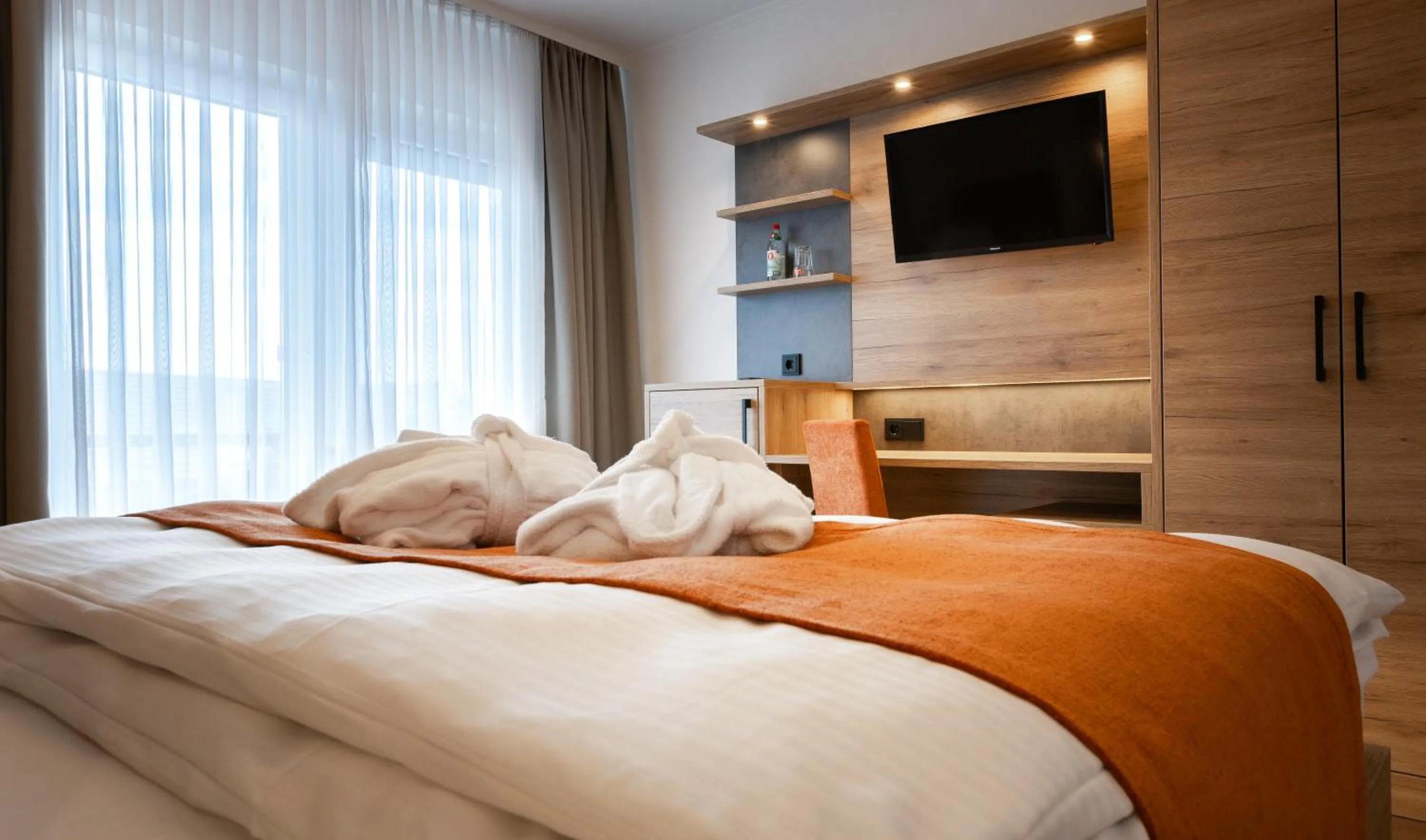 Photo of the whole room, Bed in Hotel Bergruh