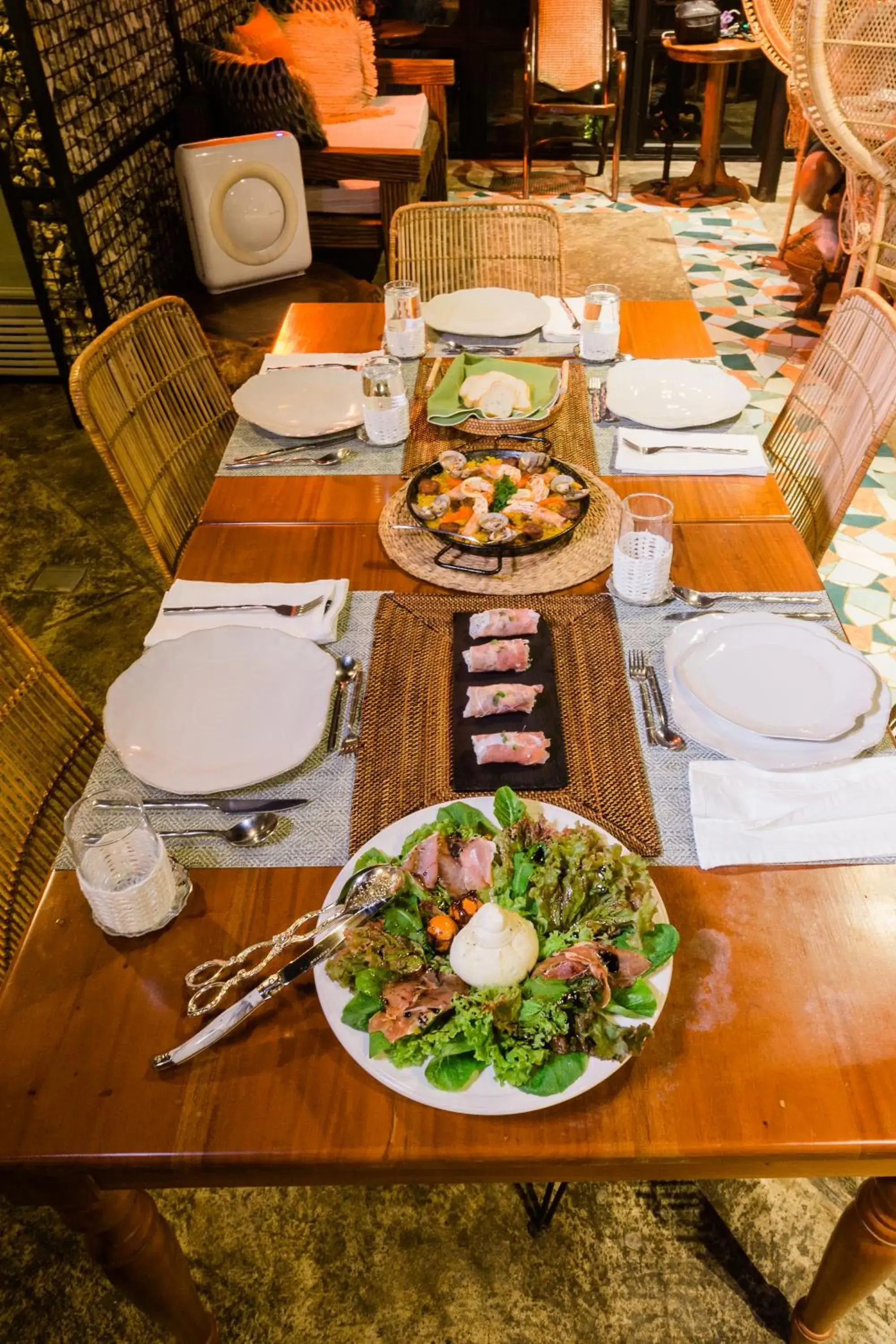 Restaurant/places to eat in The Henry Resort Dumaguete Restaurant/places to eat in The Henry Resort Dumaguete