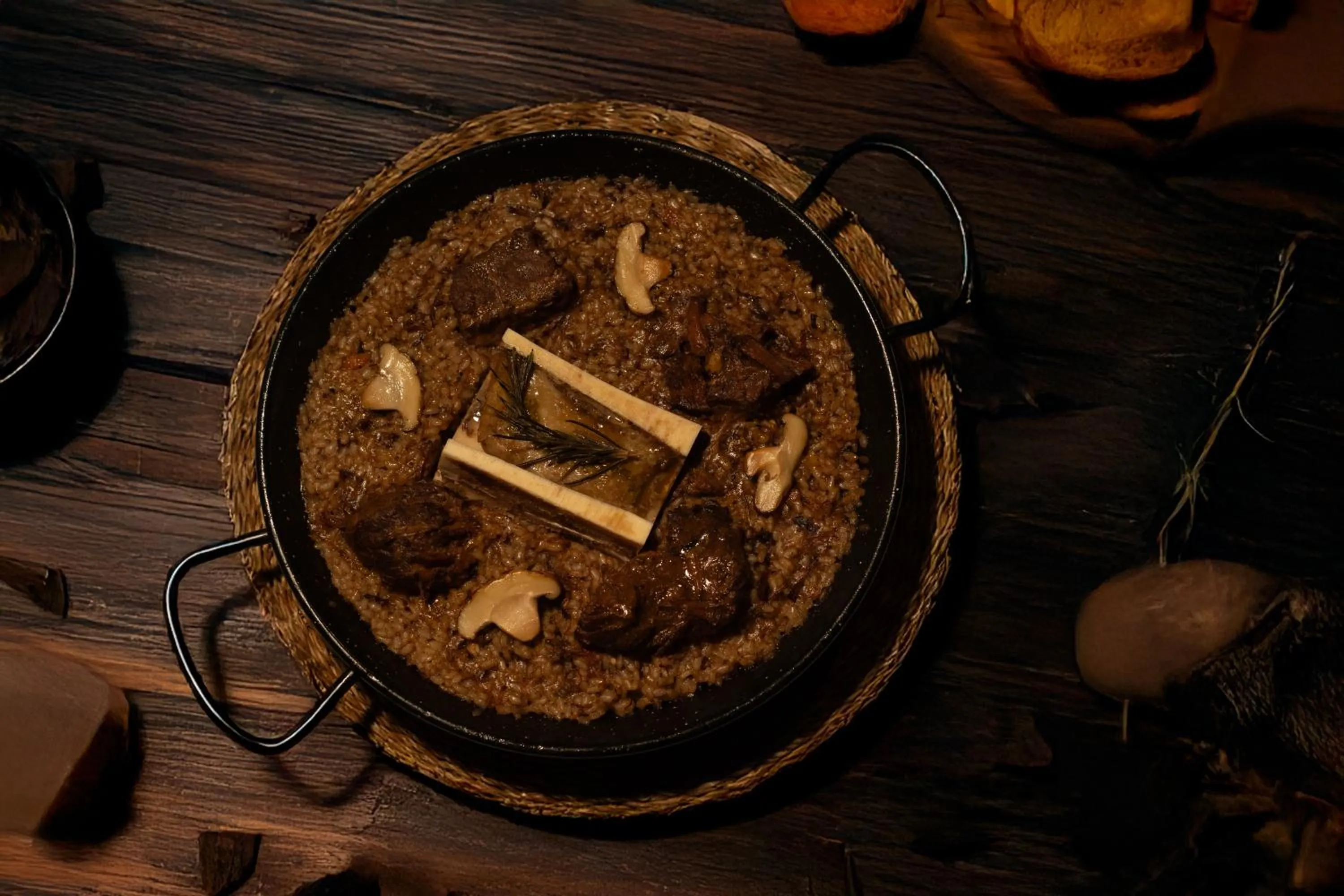 Restaurant/places to eat in The Henry Resort Dumaguete