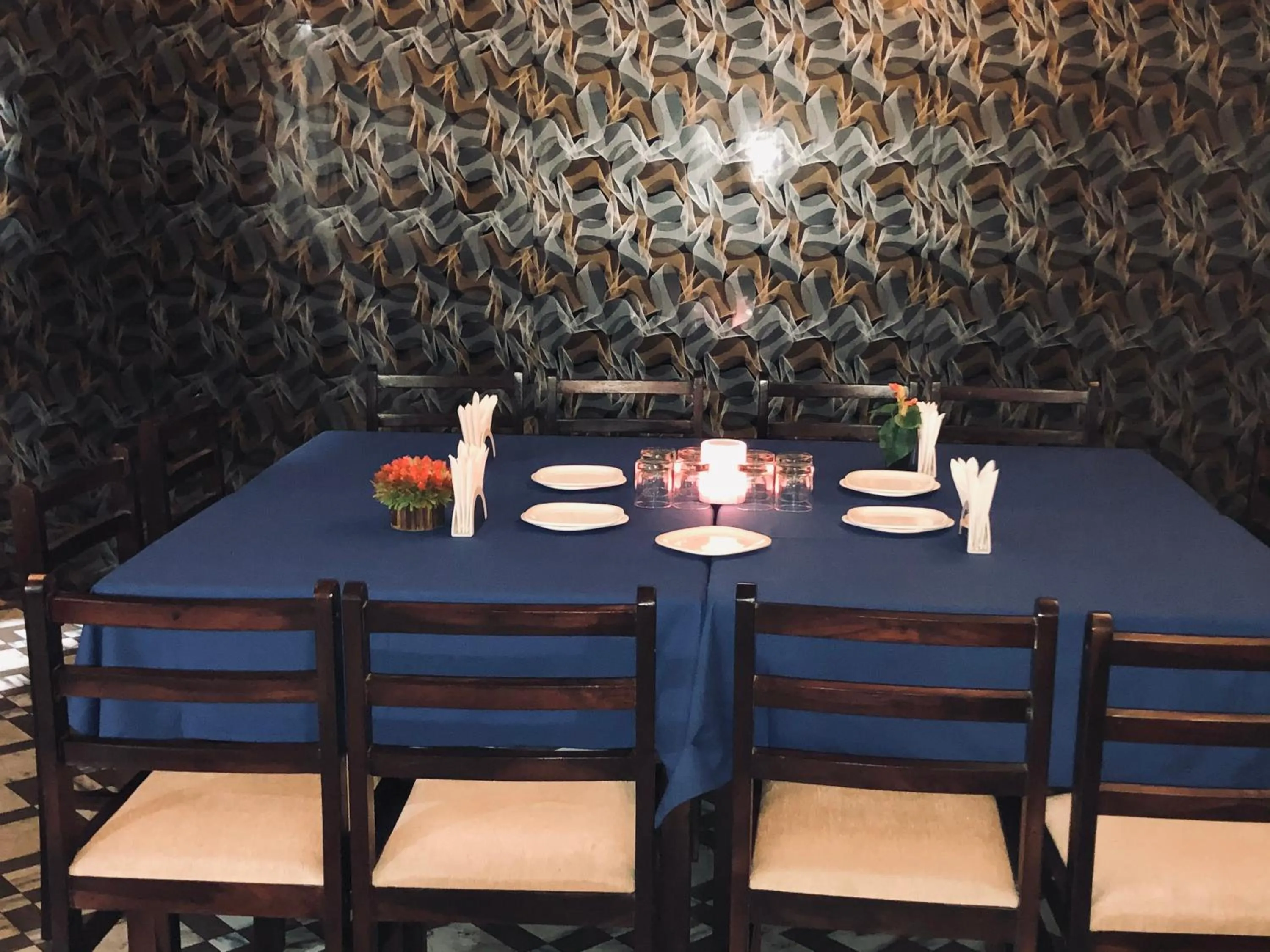 Restaurant/places to eat in SeaScape Port Blair