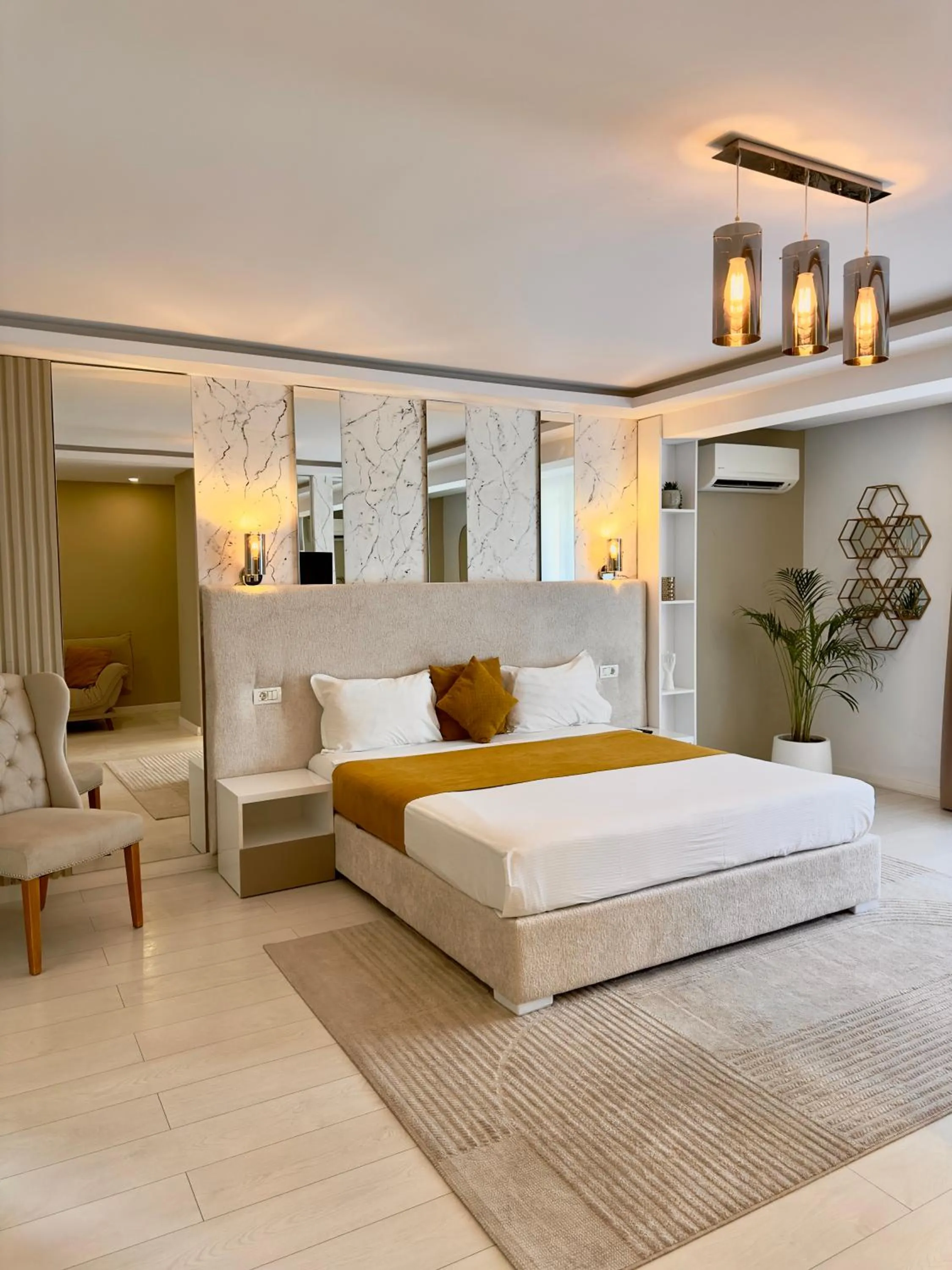 Bed in Mamaia Moments Villa, Mamaia Nord