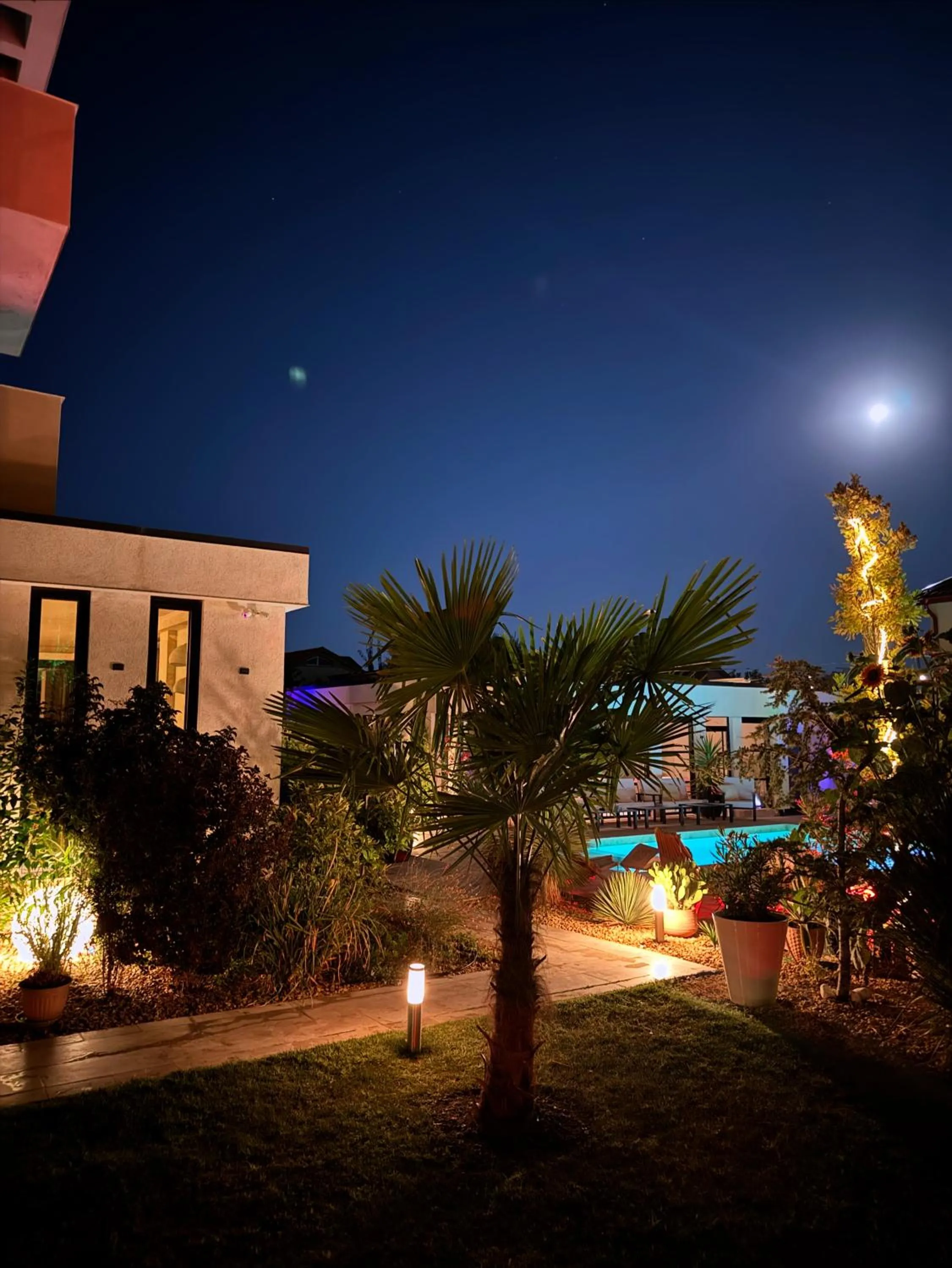 Night in Mamaia Moments Villa, Mamaia Nord