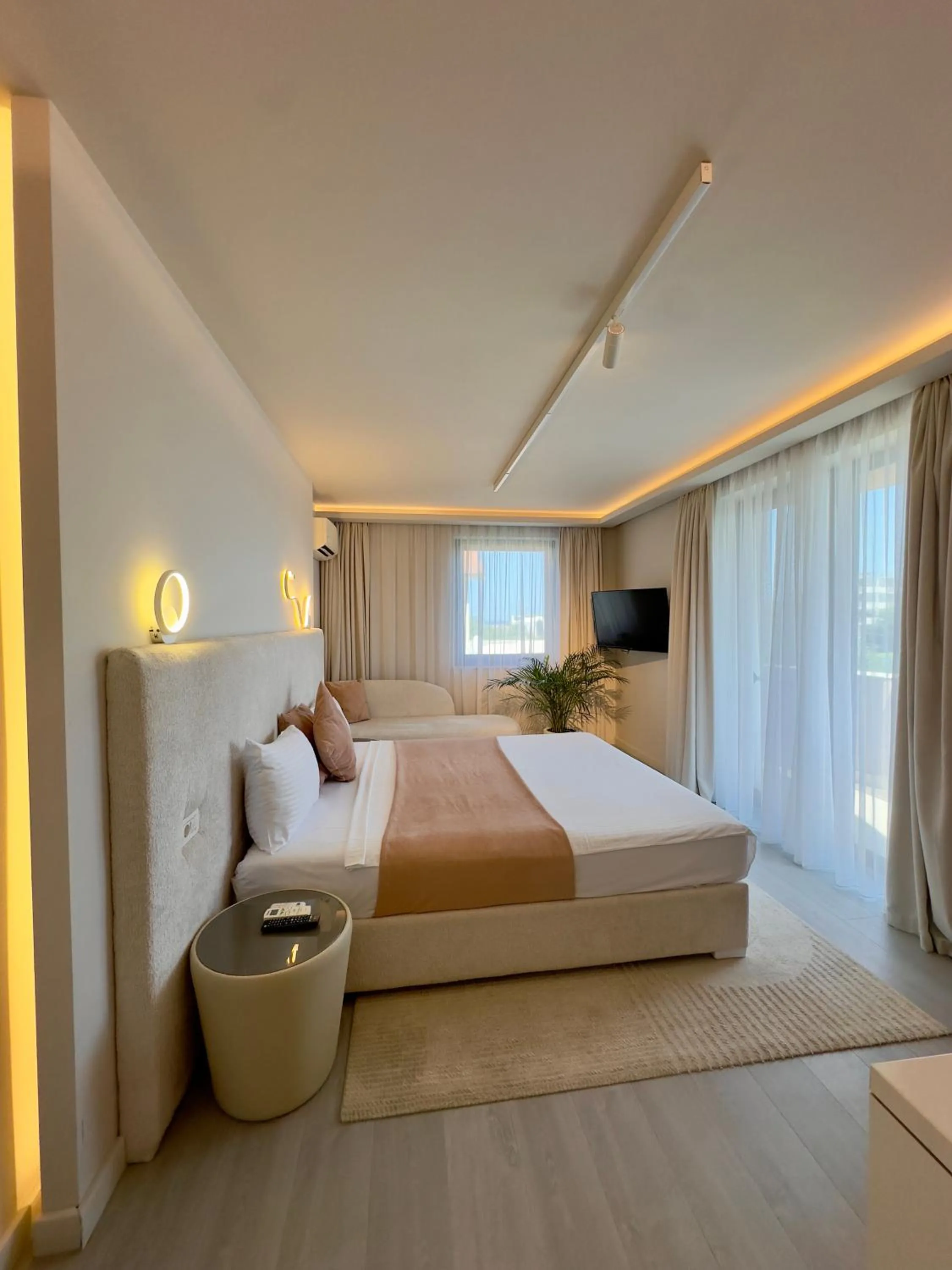 Bed in Mamaia Moments Villa, Mamaia Nord