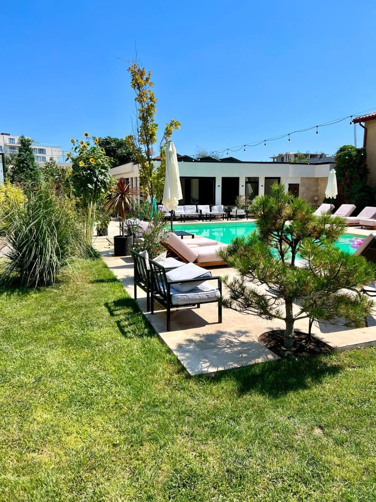 Garden in Mamaia Moments Villa, Mamaia Nord