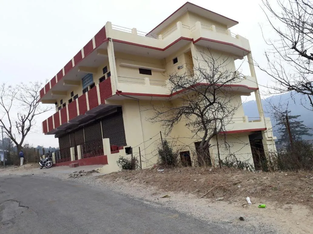 Property building in Sparrow Nest