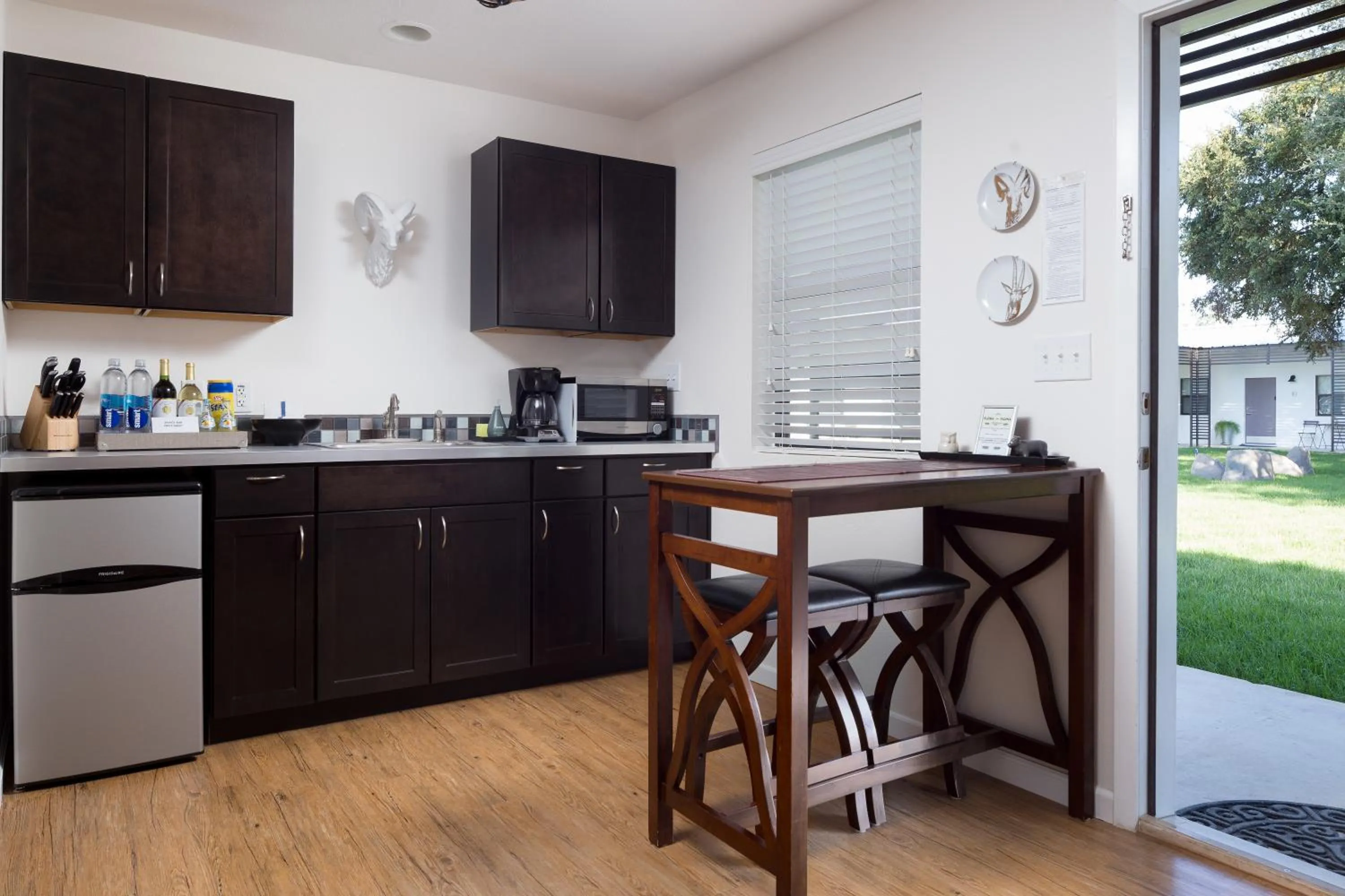 Kitchen or kitchenette in Hotel Flora and Fauna
