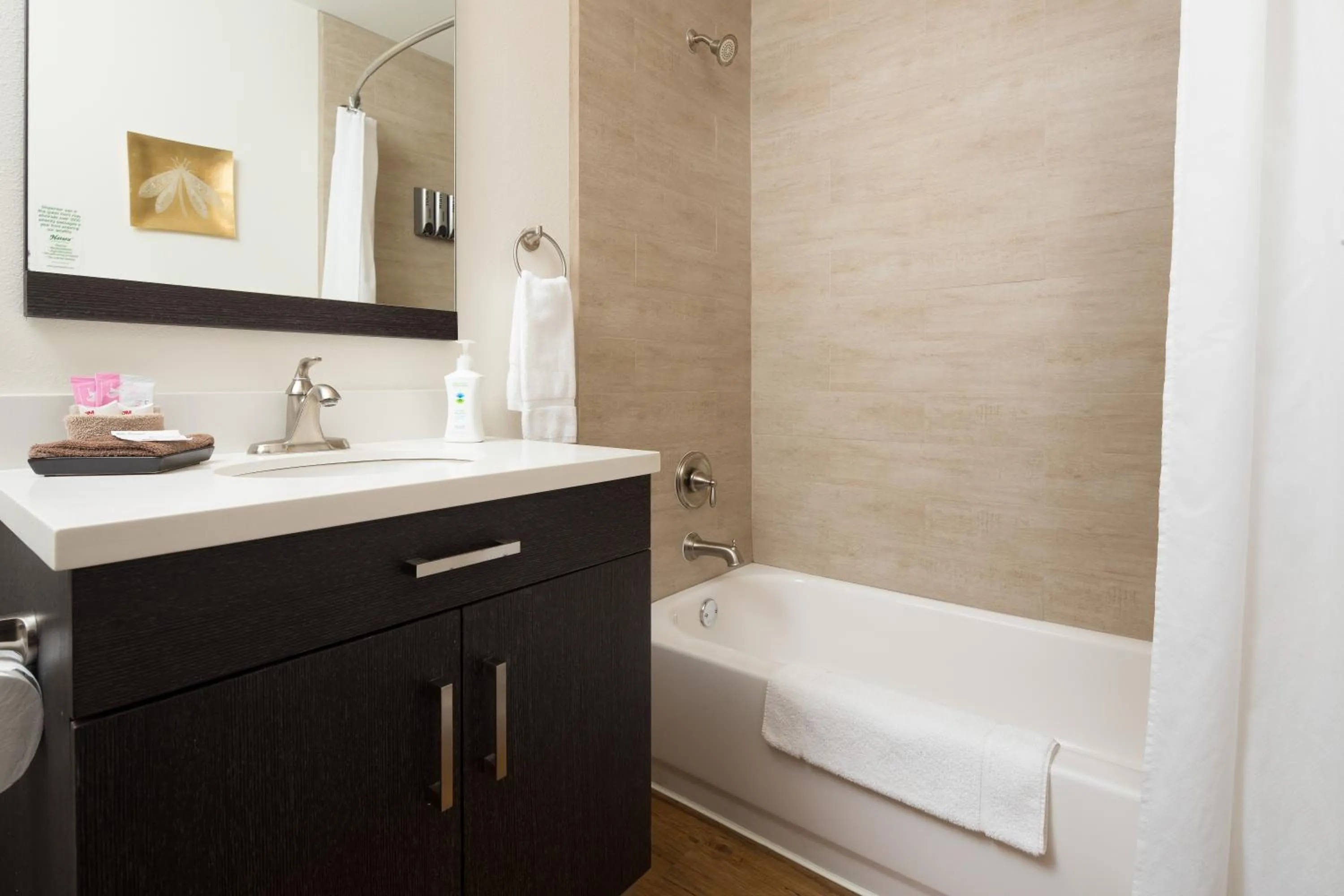 Bathroom in Hotel Flora and Fauna