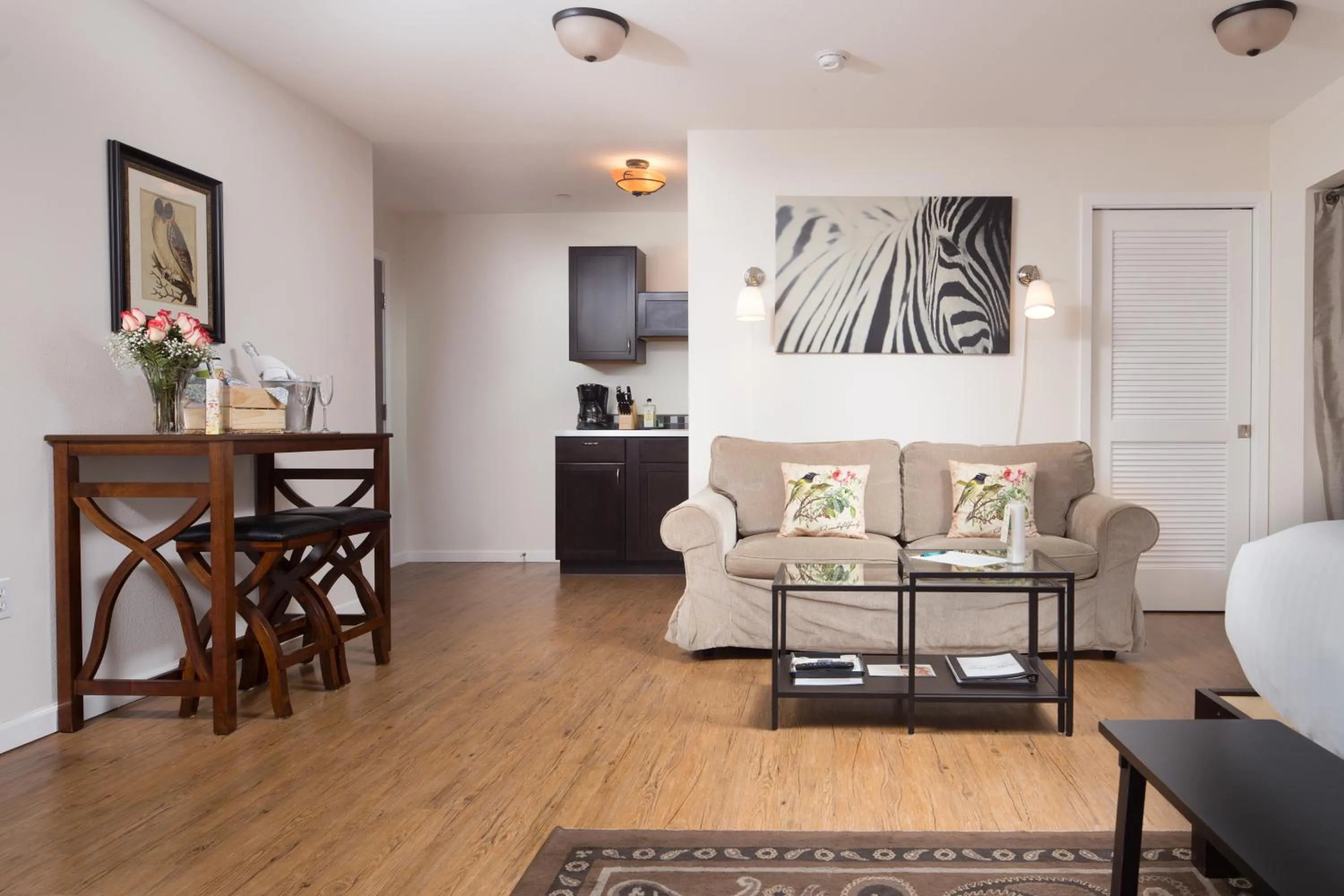 Kitchen or kitchenette in Hotel Flora and Fauna